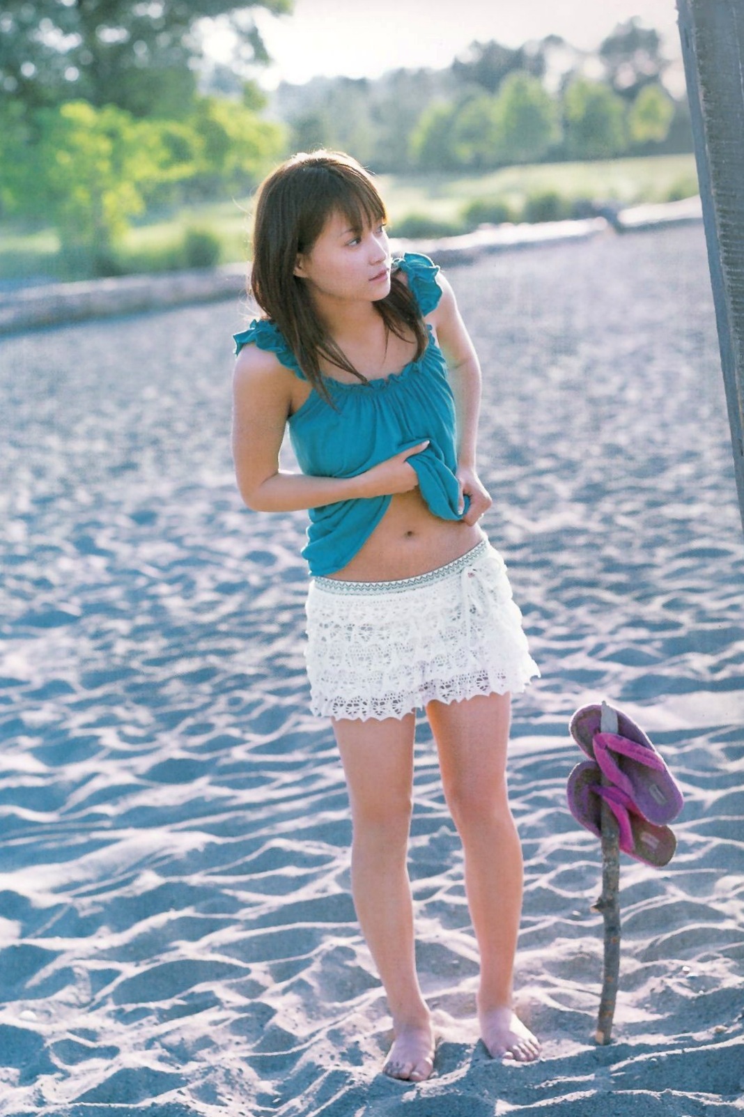 Gallery - PB写真集_龟井絵里 《ERI》 清新比基尼与时尚街拍，呈现少女灵动感与治愈气息日本清新比基尼治愈系女神 龟井绘里女神私房照_秀色女神 - image 36