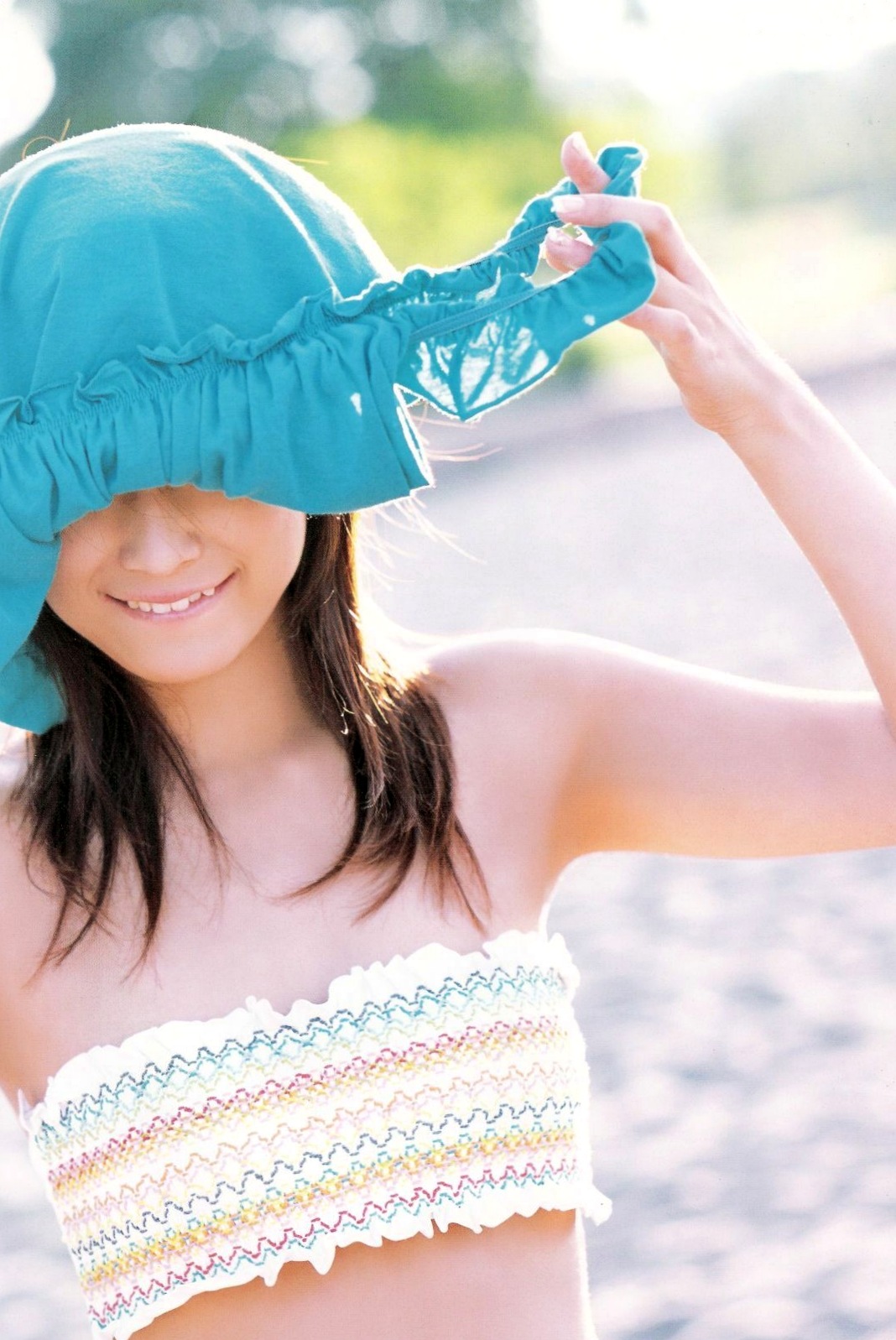 Gallery - PB写真集_龟井絵里 《ERI》 清新比基尼与时尚街拍，呈现少女灵动感与治愈气息日本清新比基尼治愈系女神 龟井绘里女神私房照_秀色女神 - image 37