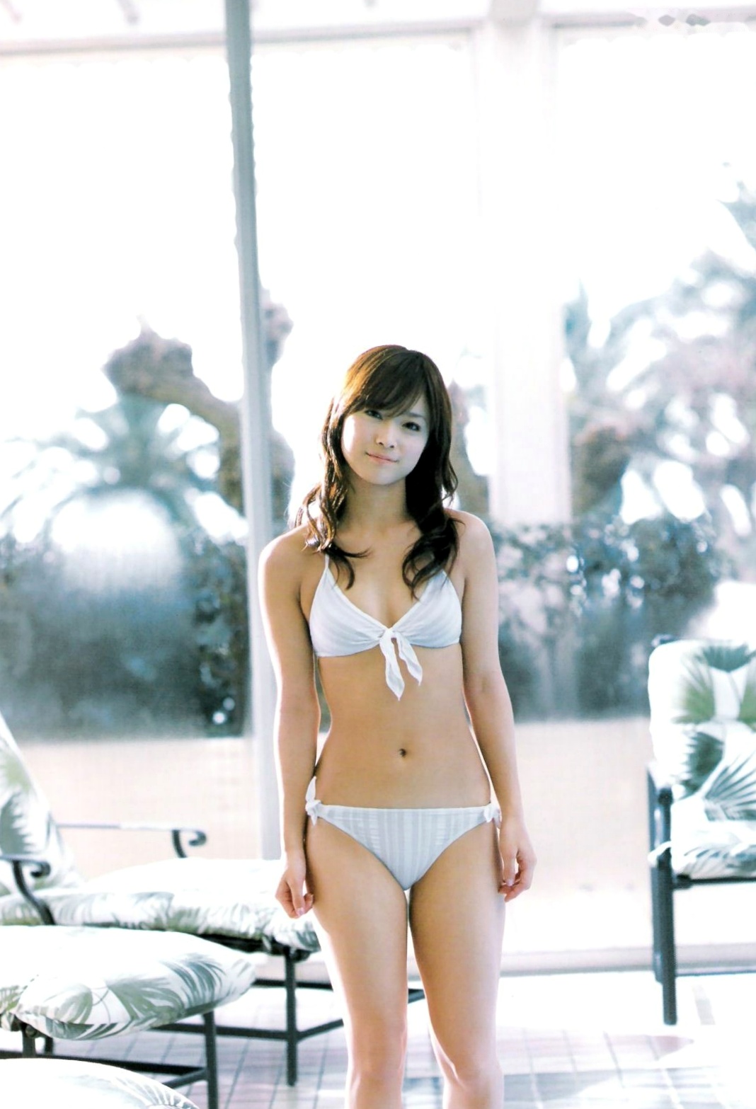 Gallery - PB写真集_龟井絵里 《ERI》 清新比基尼与时尚街拍，呈现少女灵动感与治愈气息日本清新比基尼治愈系女神 龟井绘里女神私房照_秀色女神 - image 66