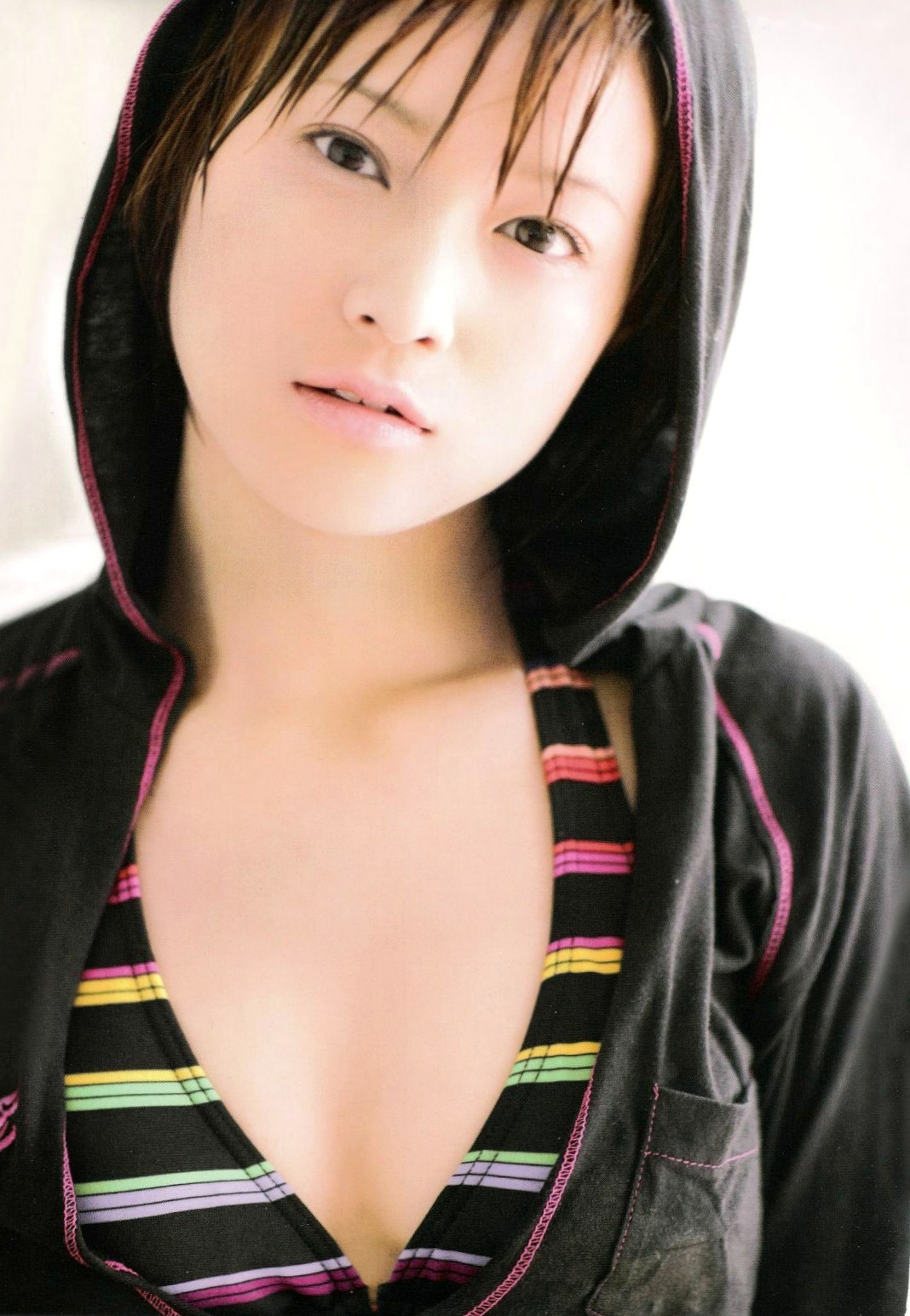 Gallery - PB写真集_龟井絵里 《ERI》 清新比基尼与时尚街拍，呈现少女灵动感与治愈气息日本清新比基尼治愈系女神 龟井绘里女神私房照_秀色女神 - image 131