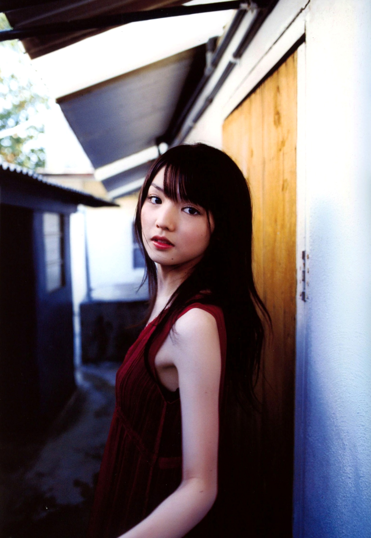 Gallery - PB写真集：道重沙由美《Doukei》精选集，涵盖泳池比基尼与唯美和服造型，日本清纯治愈系女神写真[46P]日本清纯治愈系比基尼和服 道重沙由美女神私房照_秀色女神 - image 1