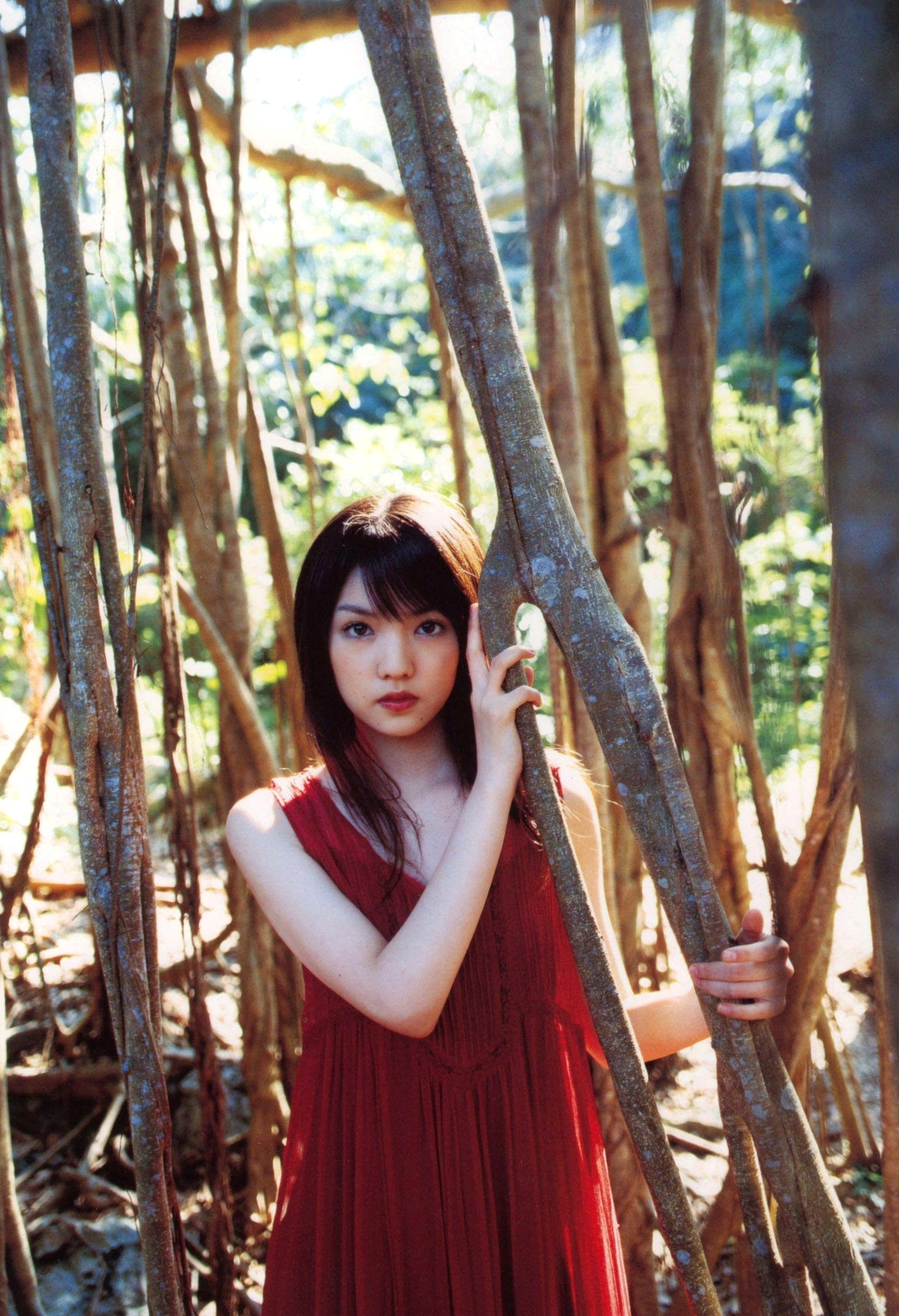 Gallery - PB写真集：道重沙由美《Doukei》精选集，涵盖泳池比基尼与唯美和服造型，日本清纯治愈系女神写真[46P]日本清纯治愈系比基尼和服 道重沙由美女神私房照_秀色女神 - image 41