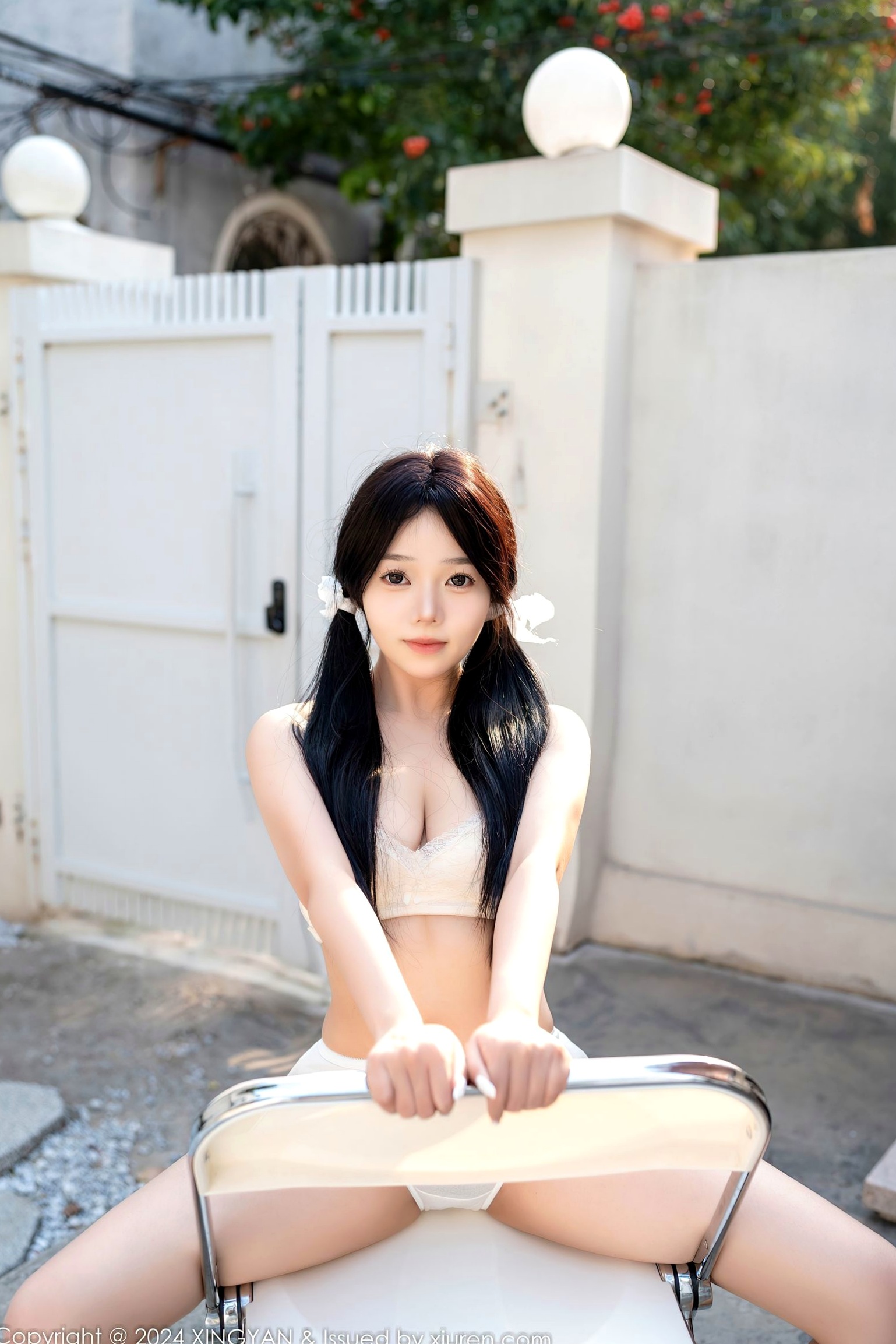 Gallery - XingYan星颜社- Star Face -274-黎秋秋-纯白蕾丝内衣诱惑，居家厨房挑逗私房大尺度写真-2024.09.23星颜社- Star Face 性感诱惑私房照大尺度内衣 黎秋秋女神私房照_秀色女神 - image 3