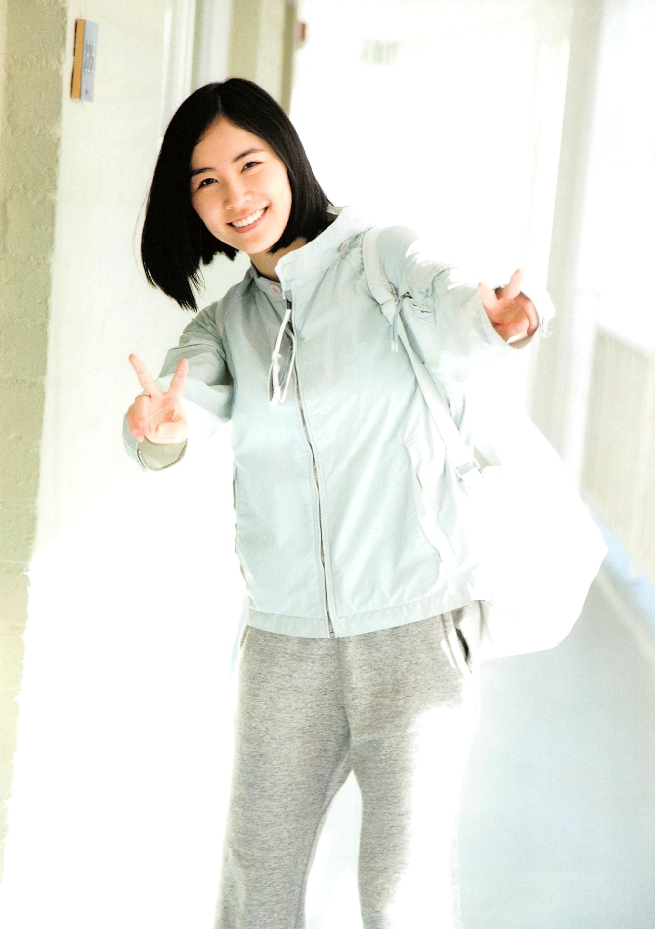 Gallery - 松井珠理奈《Jurina》清新活力写真，展现青春灵动魅力与街头时尚穿搭，百变风格尽显偶像气质日本清新气质治愈系女神 松井珠理奈女神私房照_秀色女神 - image 27