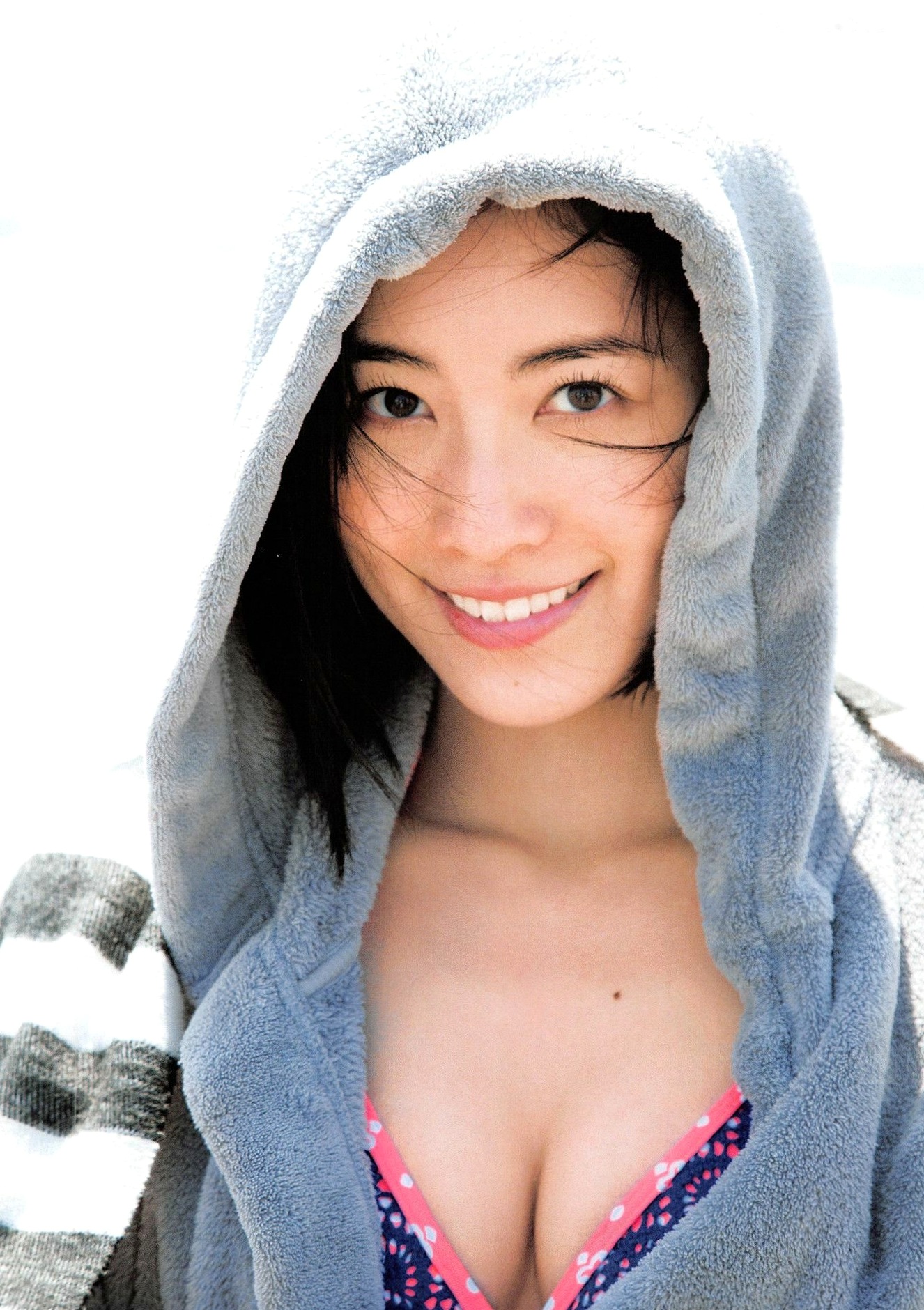 Gallery - 松井珠理奈《Jurina》清新活力写真，展现青春灵动魅力与街头时尚穿搭，百变风格尽显偶像气质日本清新气质治愈系女神 松井珠理奈女神私房照_秀色女神 - image 97