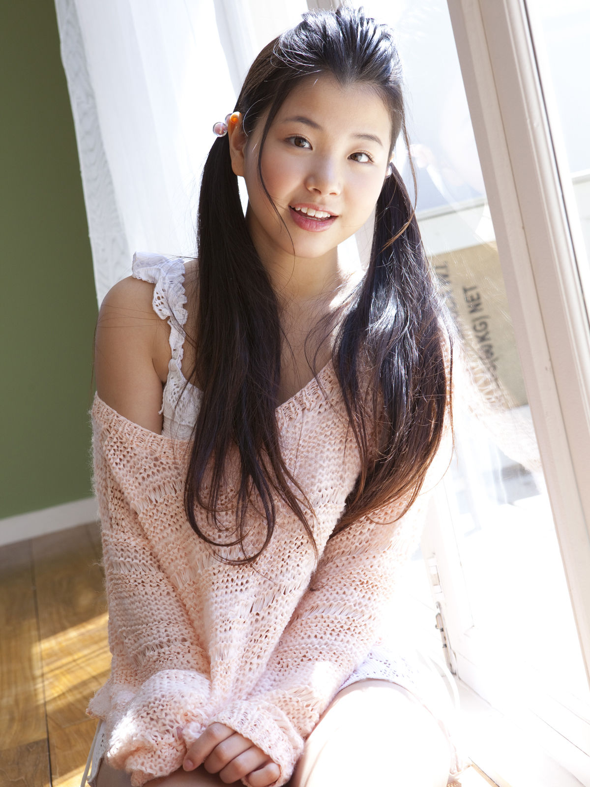 仓田瑠夏(倉田瑠夏)-《Look at Ruka》[Sabra]高清写真图套图写真图集