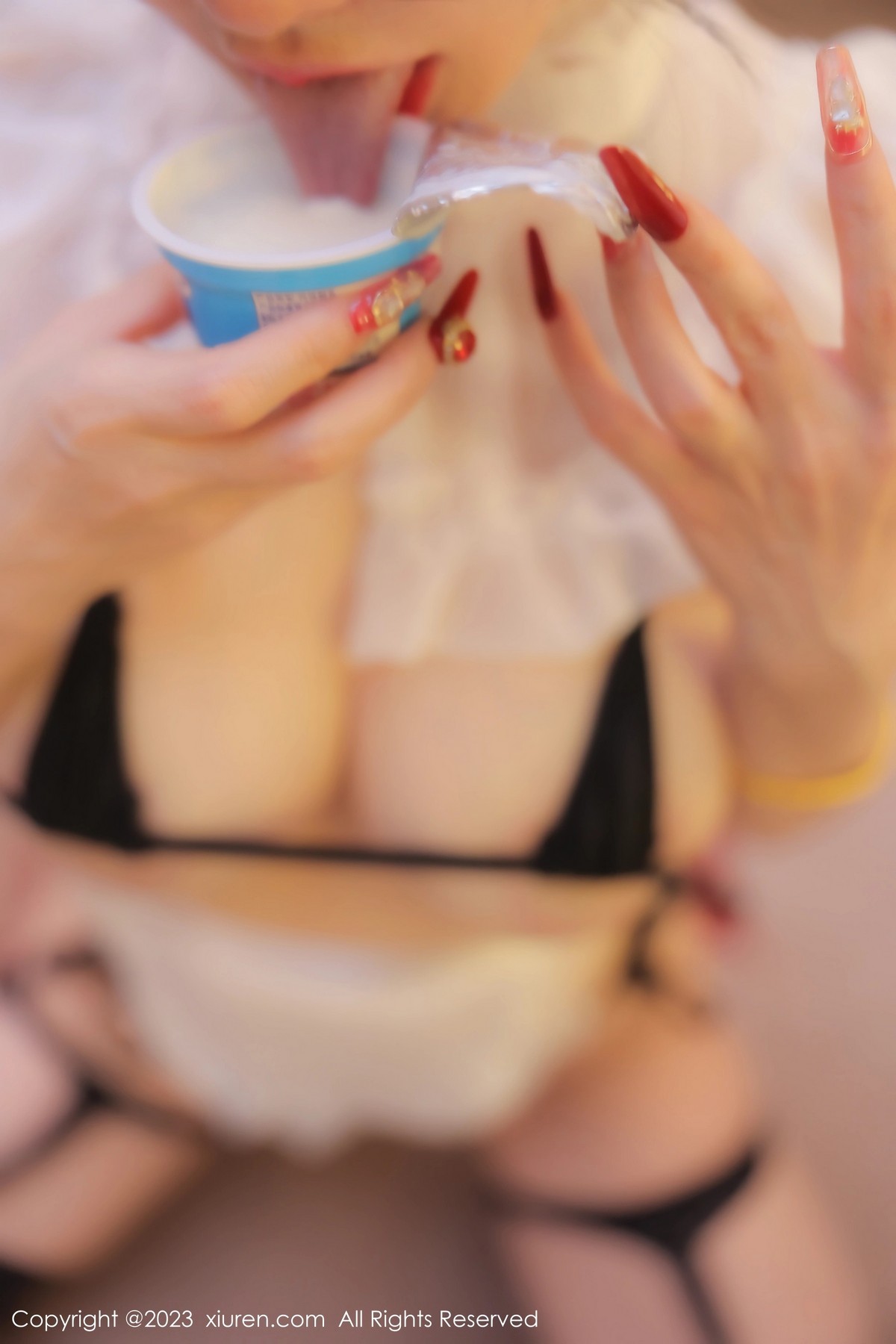 [XiuRen]高清写真图 2023.04.07 No.6535 潘娇娇 黑丝美臀