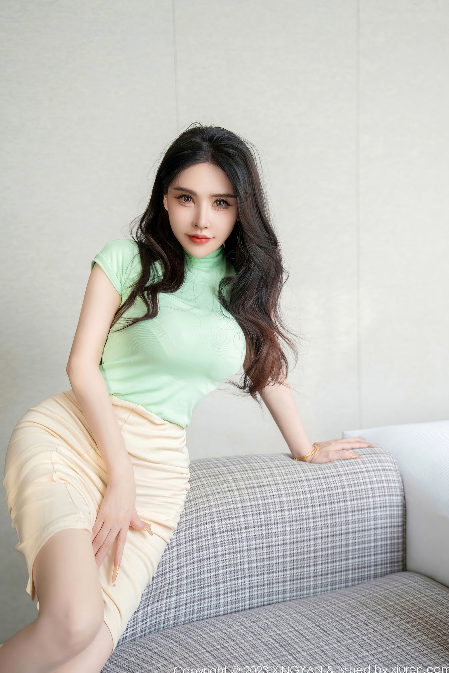 Gallery - XingYan星颜社- Star Face -215-潘娇娇-嫩绿上衣浅色短裙肉丝-2023.11.16 - 极品私房性感曲线大尺度无圣光星颜社- Star Face 极品私房照大尺度性感诱惑 潘娇娇女神私房照_秀色女神 - image 3