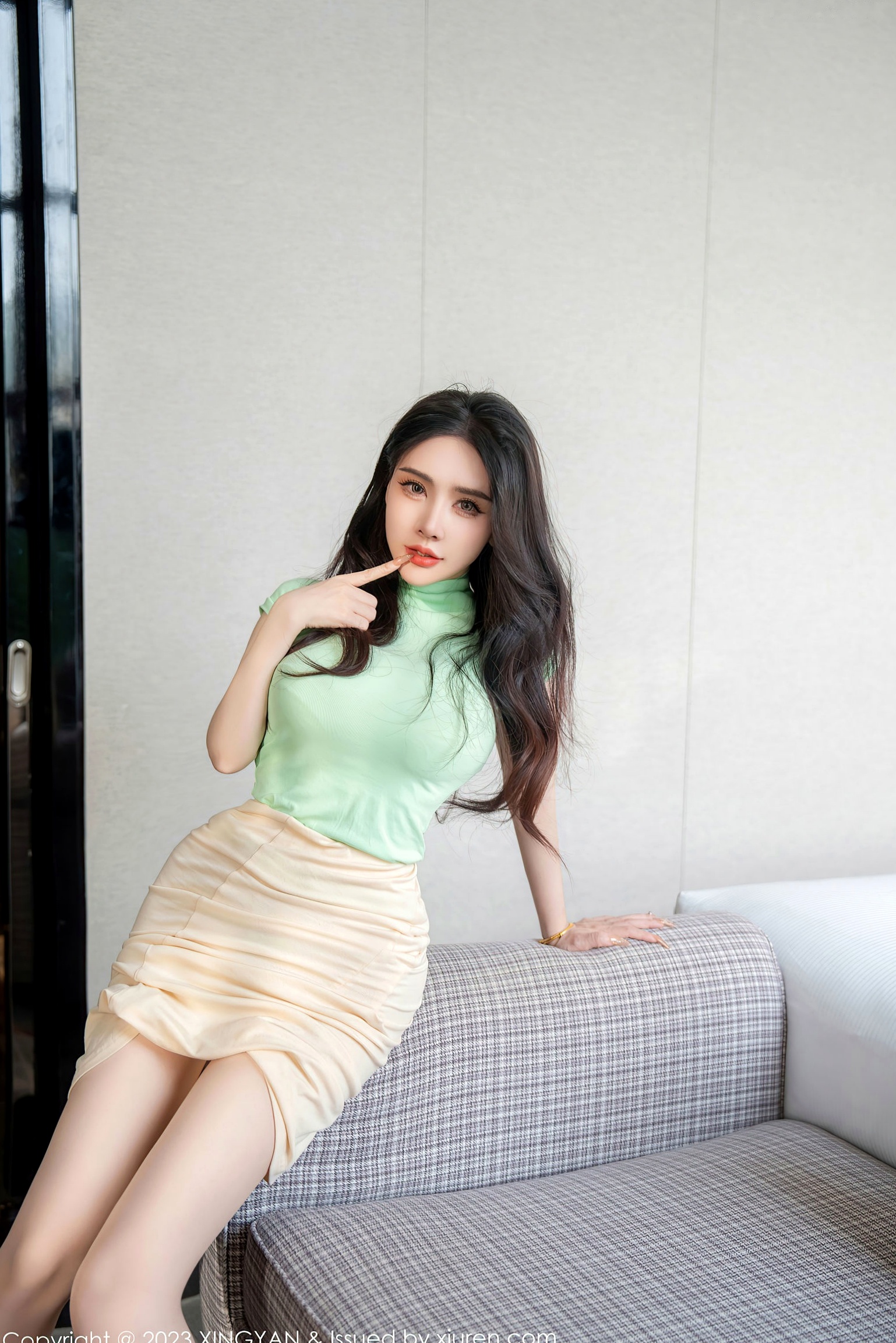 Gallery - XingYan星颜社- Star Face -215-潘娇娇-嫩绿上衣浅色短裙肉丝-2023.11.16 - 极品私房性感曲线大尺度无圣光星颜社- Star Face 极品私房照大尺度性感诱惑 潘娇娇女神私房照_秀色女神 - image 5