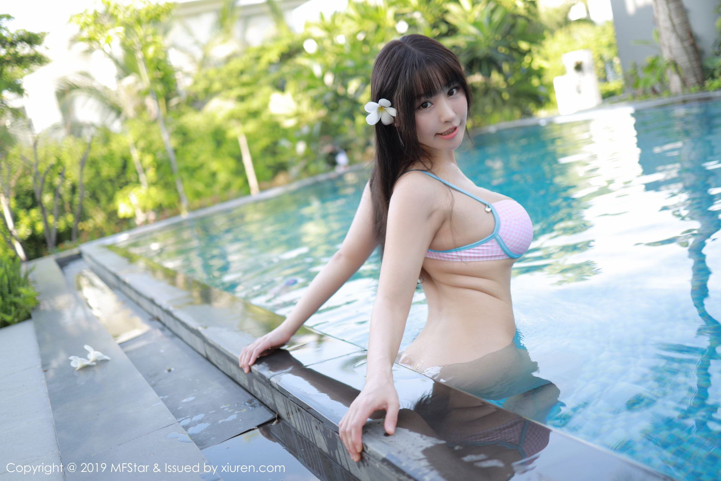 [MFStar]高清写真图 2019.05.28 VOL.194 Flower朱可儿
