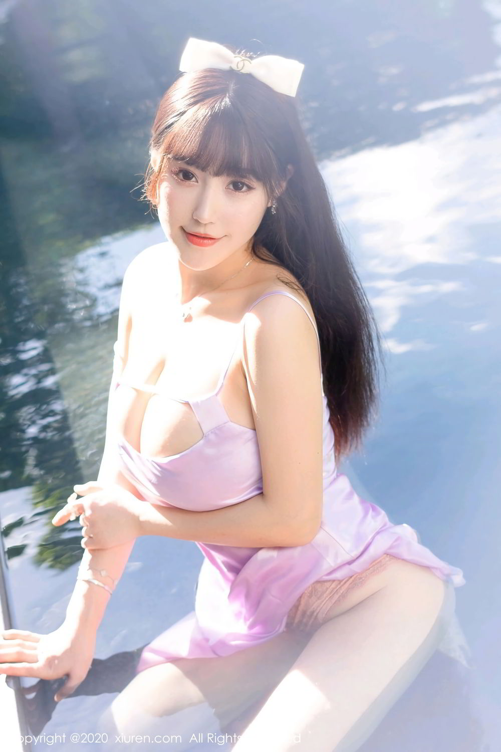 [XiuRen]高清写真图 2020.07.21 No.2353 朱可儿Flower