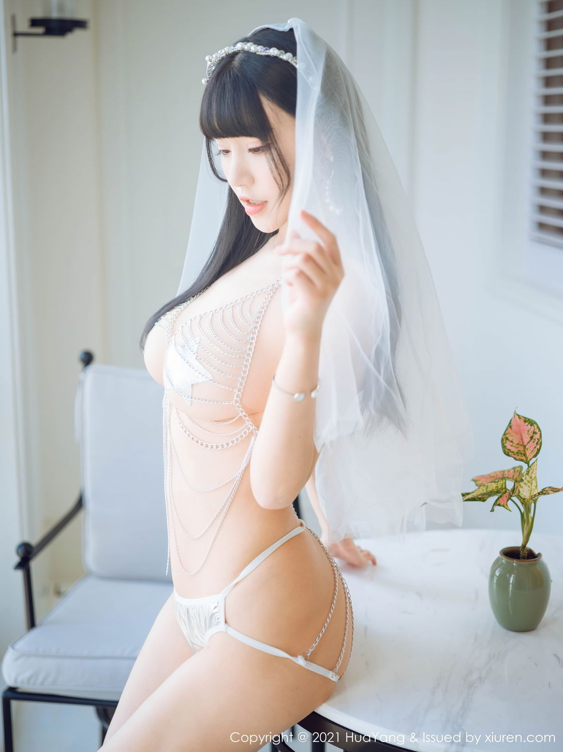 [HuaYang]高清写真图 2021.01.14 VOL.352 朱可儿Flower