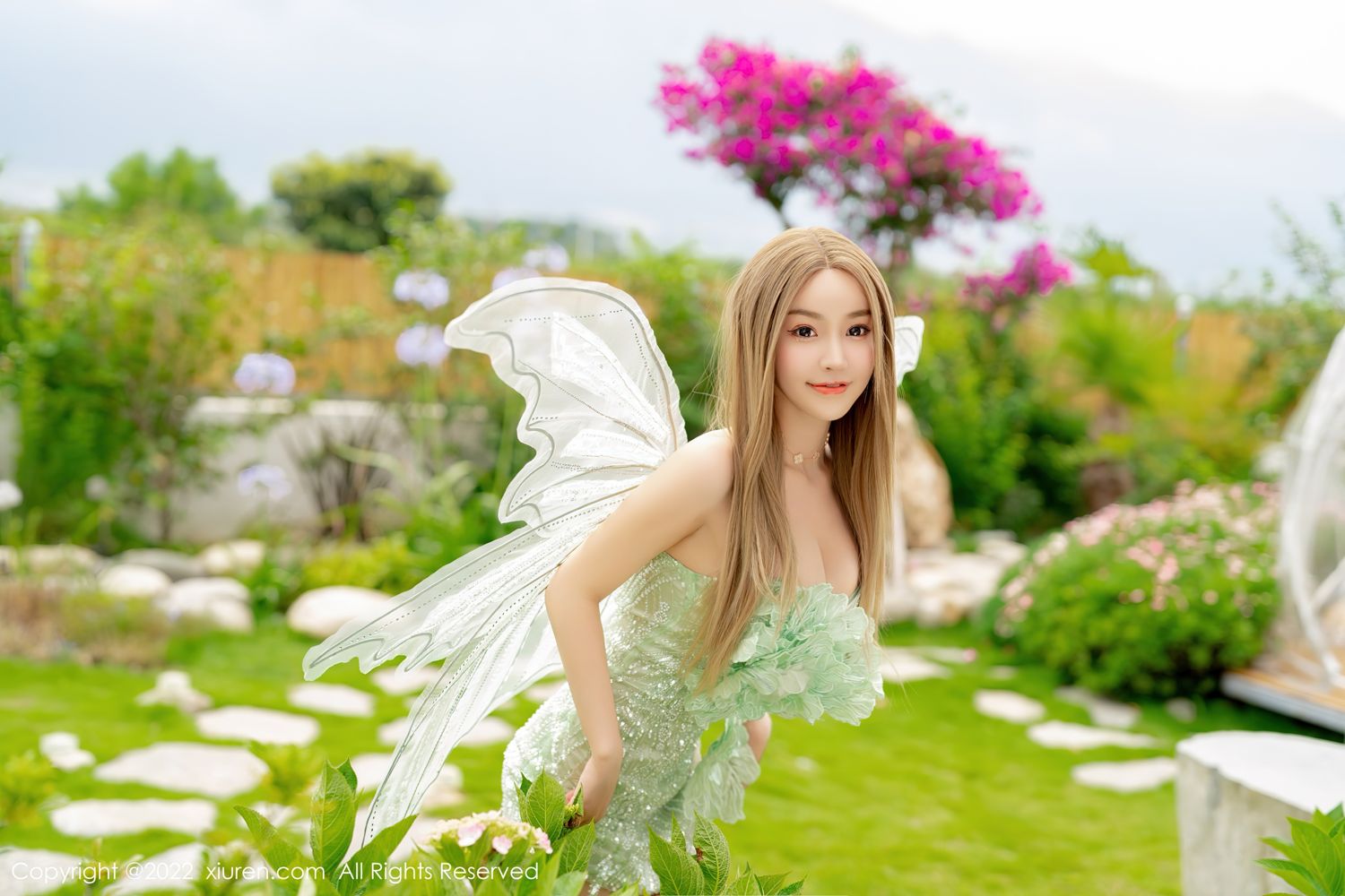 [XiuRen]高清写真图 2022.08.04 No.5382 朱可儿Flora