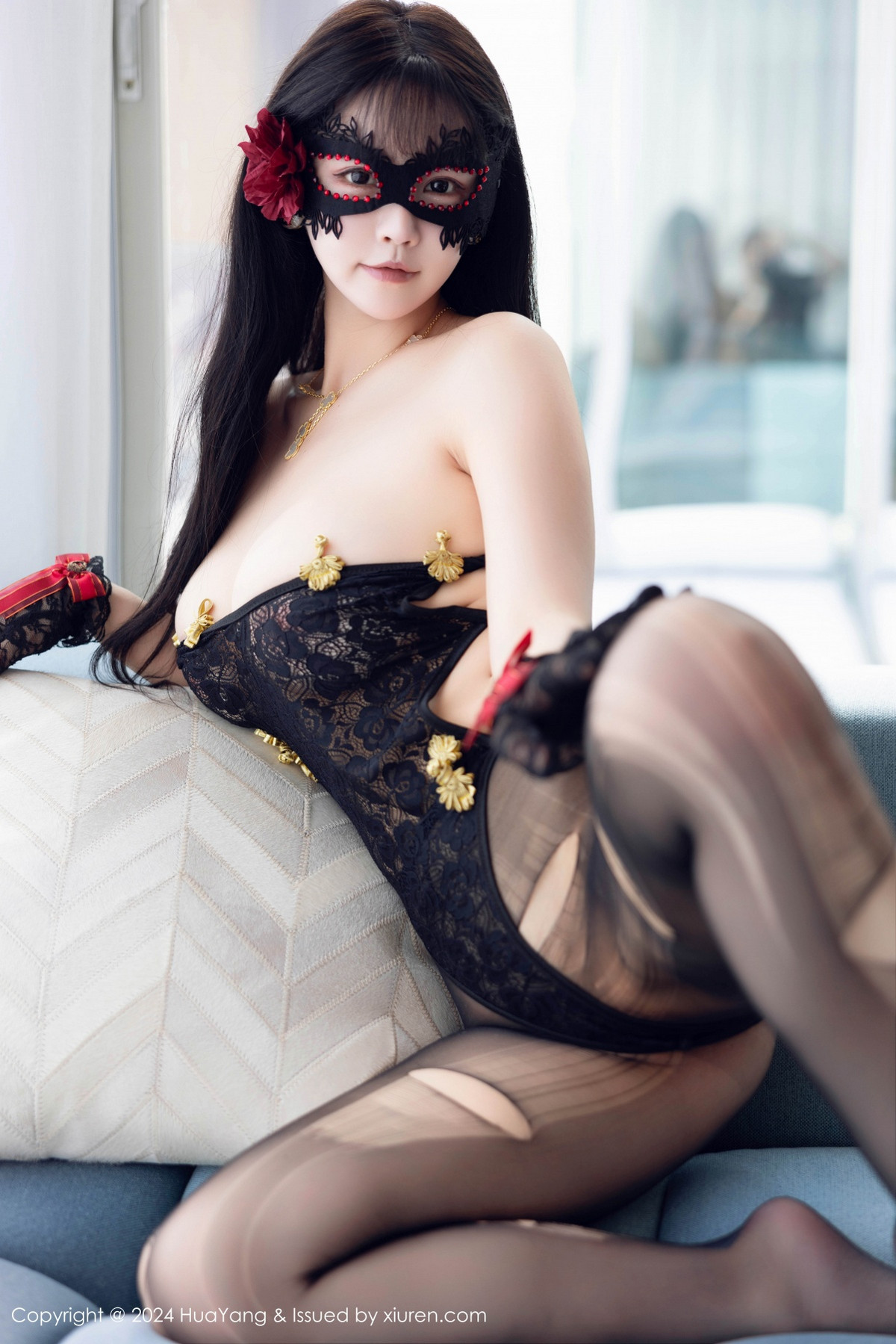 [HuaYang]高清写真图 2024.08.02 VOL.597 朱可儿Flora 黑丝美腿