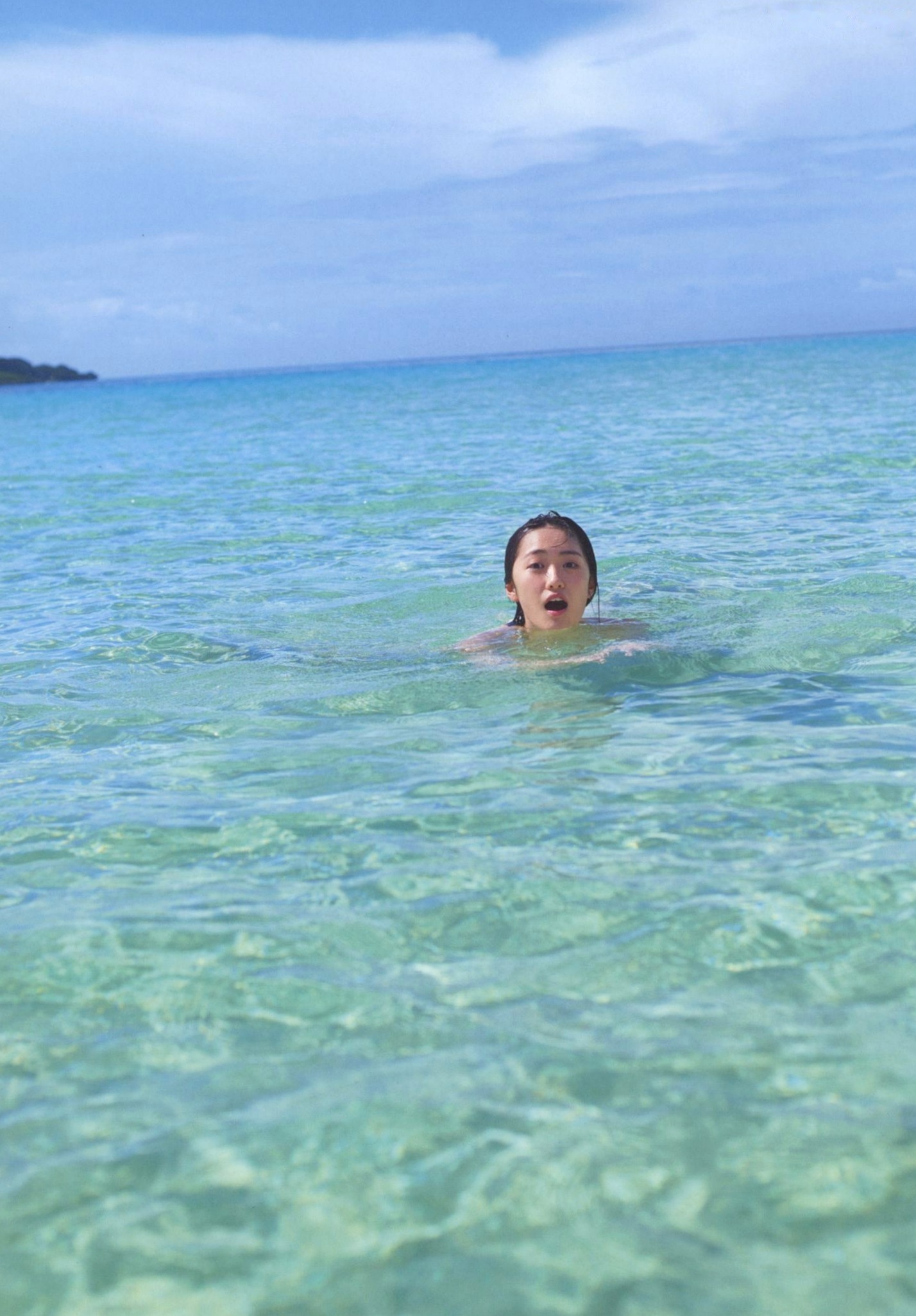 Gallery - PB写真集_工藤遥《ハルカゼ》：海滩泳池比基尼与冰雪冬日私房照 [101P]日本清纯比基尼私房照治愈系 工藤遥女神私房照_秀色女神 - image 4