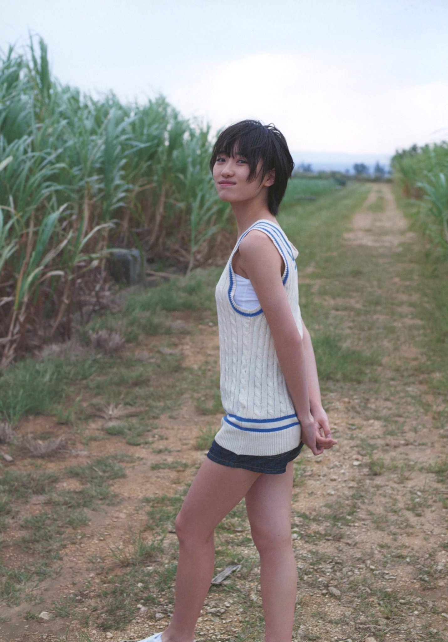 Gallery - PB写真集_工藤遥《ハルカゼ》：海滩泳池比基尼与冰雪冬日私房照 [101P]日本清纯比基尼私房照治愈系 工藤遥女神私房照_秀色女神 - image 27