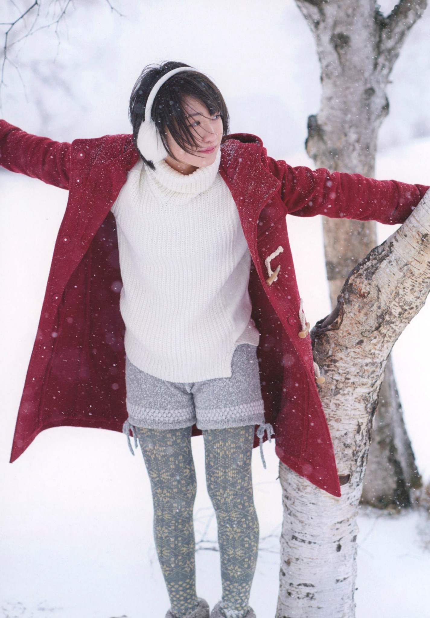 Gallery - PB写真集_工藤遥《ハルカゼ》：海滩泳池比基尼与冰雪冬日私房照 [101P]日本清纯比基尼私房照治愈系 工藤遥女神私房照_秀色女神 - image 84