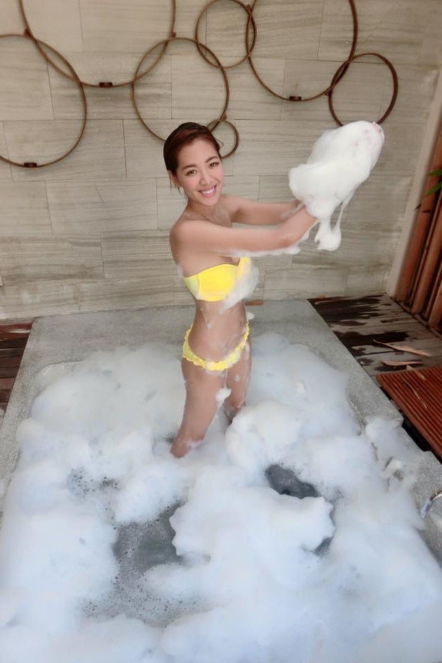 刘伊心 D奶亚姐美胸皇后