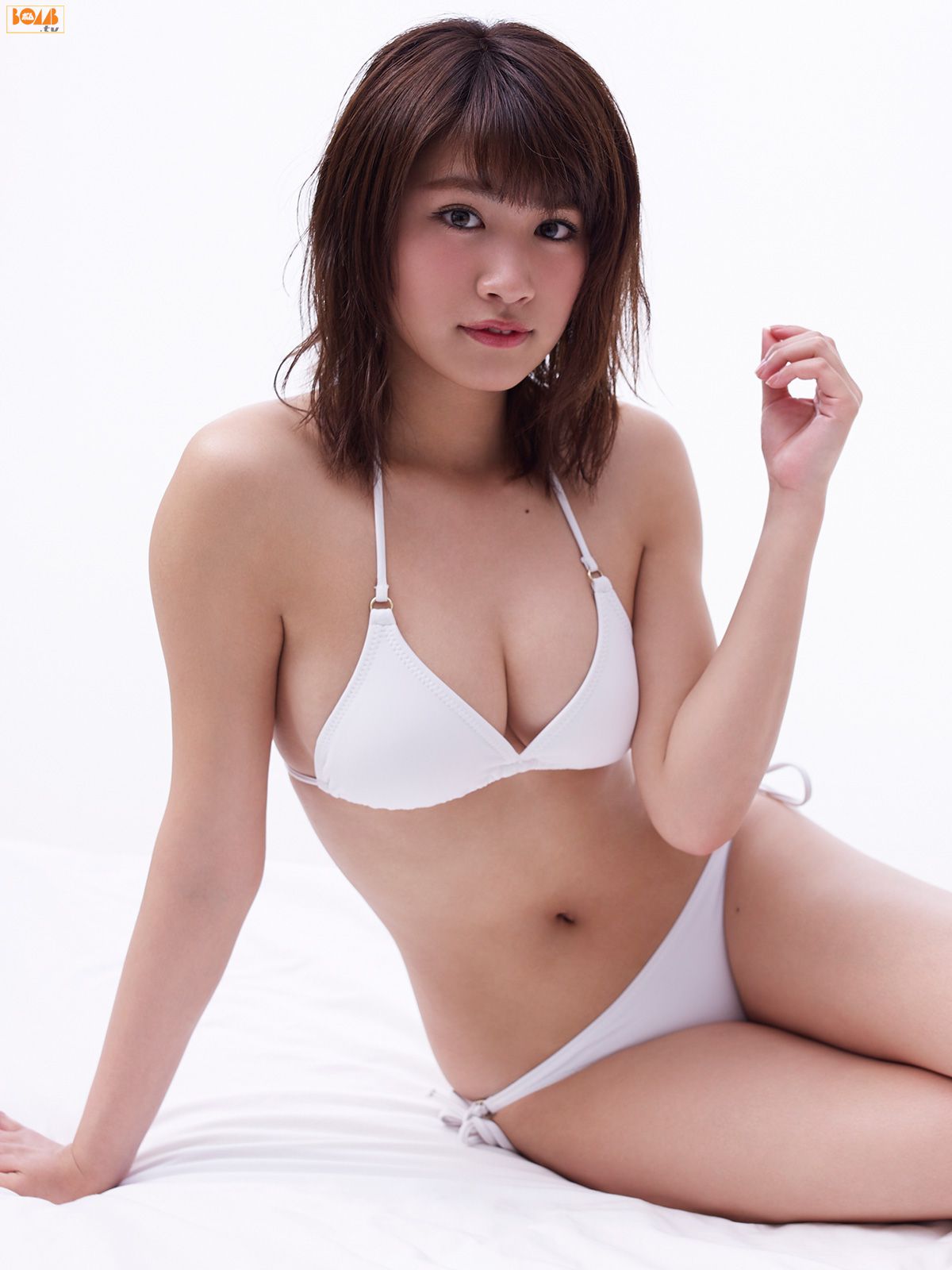 久松郁实- [BOMB.tv]高清写真图 2016年05月号 GRAVURE Channel