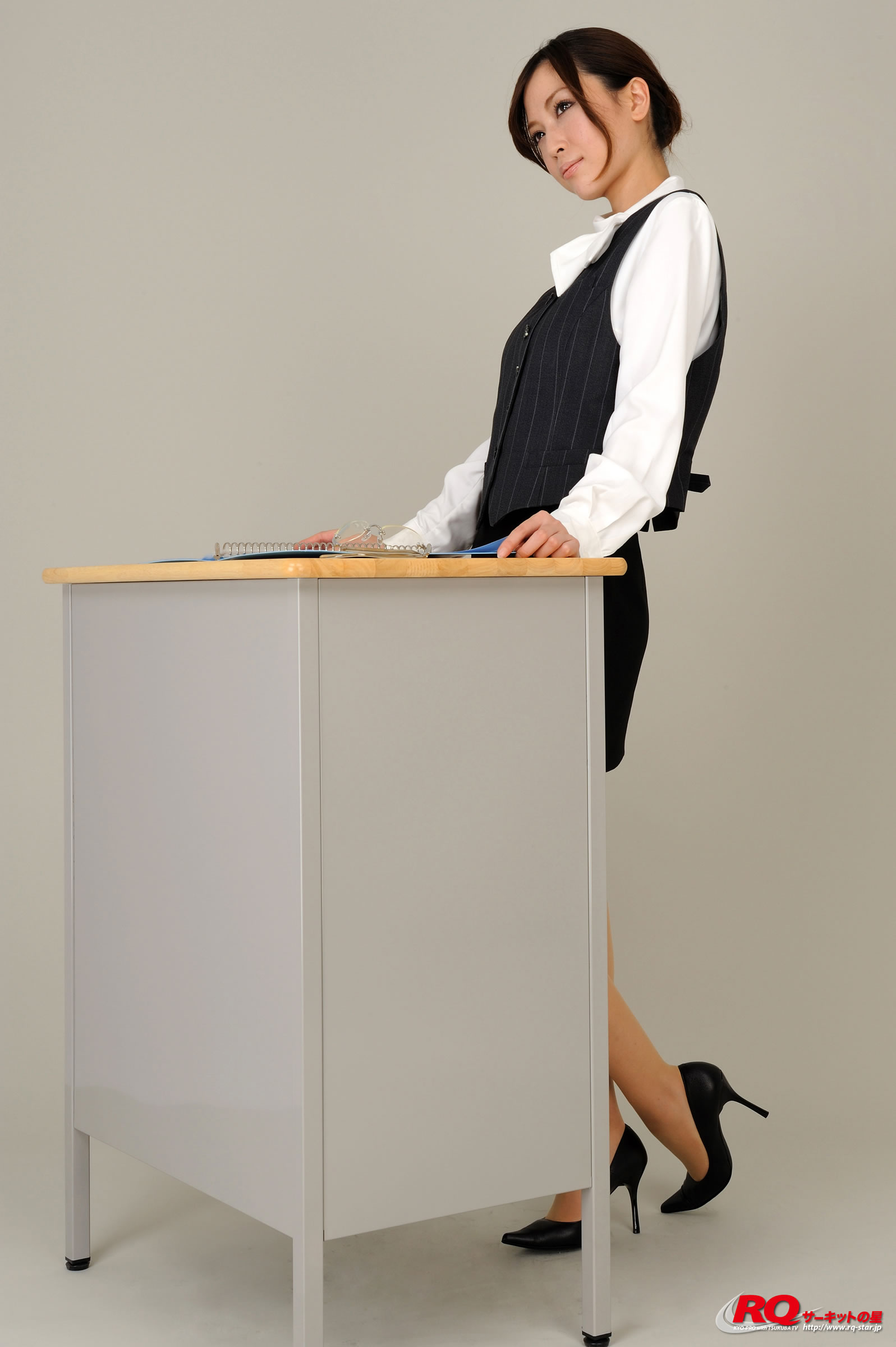 大矢真夕 [RQ-STAR]高清写真图NO.00117 Office Lady