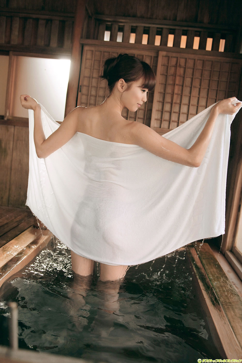 青島あきな [DGC]高清写真图2011年09月號 No.970