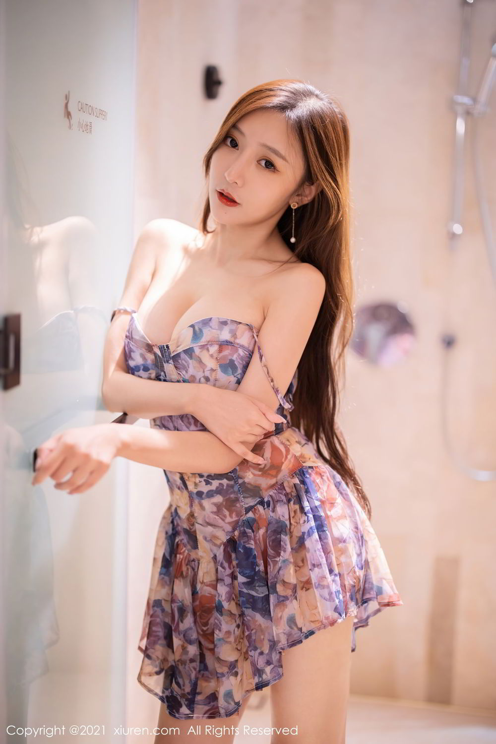 [XiuRen]高清写真图 2021.04.27 VOL.3354 王馨瑶yanni