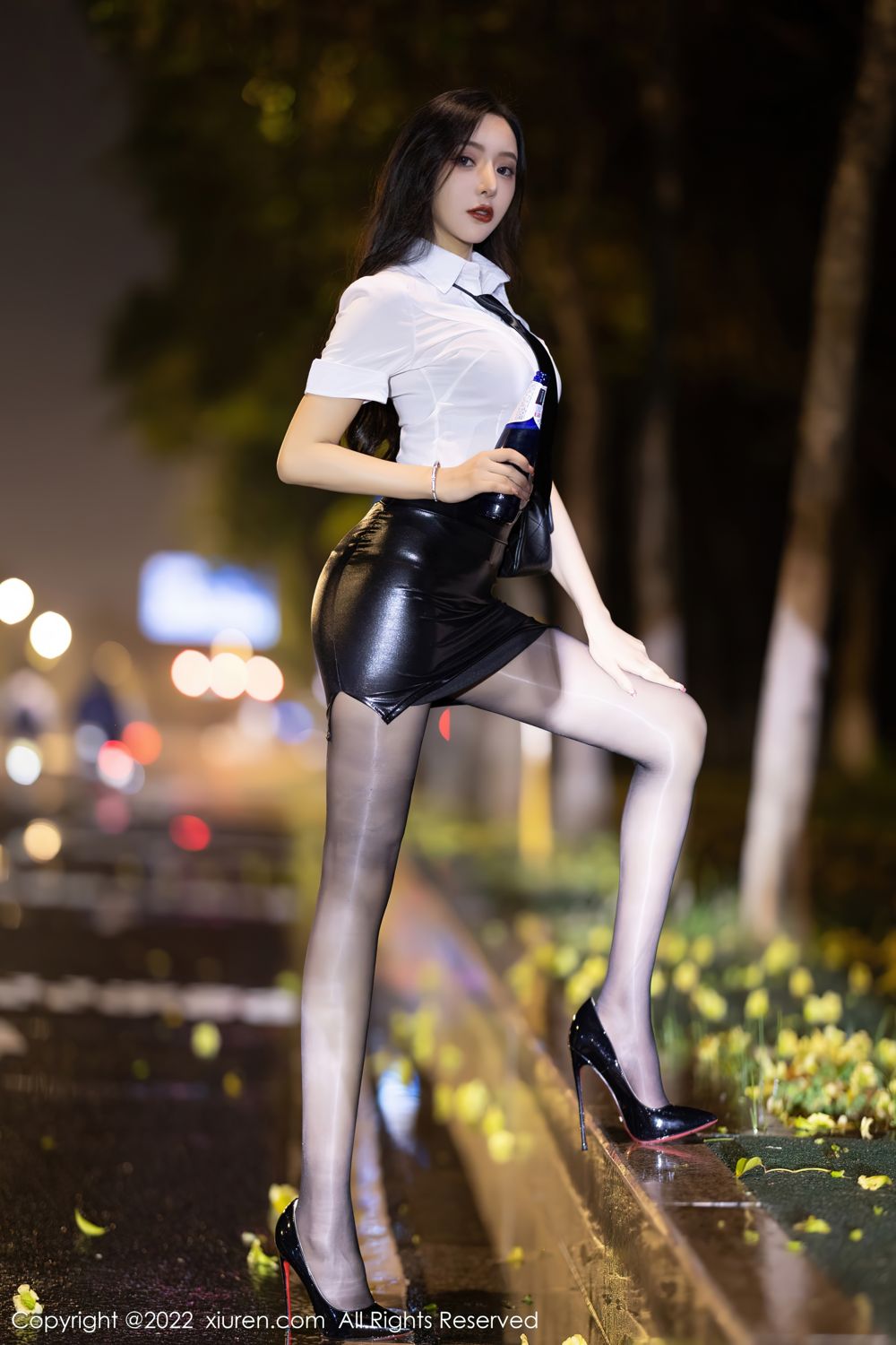 [XiuRen]高清写真图 2022.04.15 No.4879 王馨瑶yanni