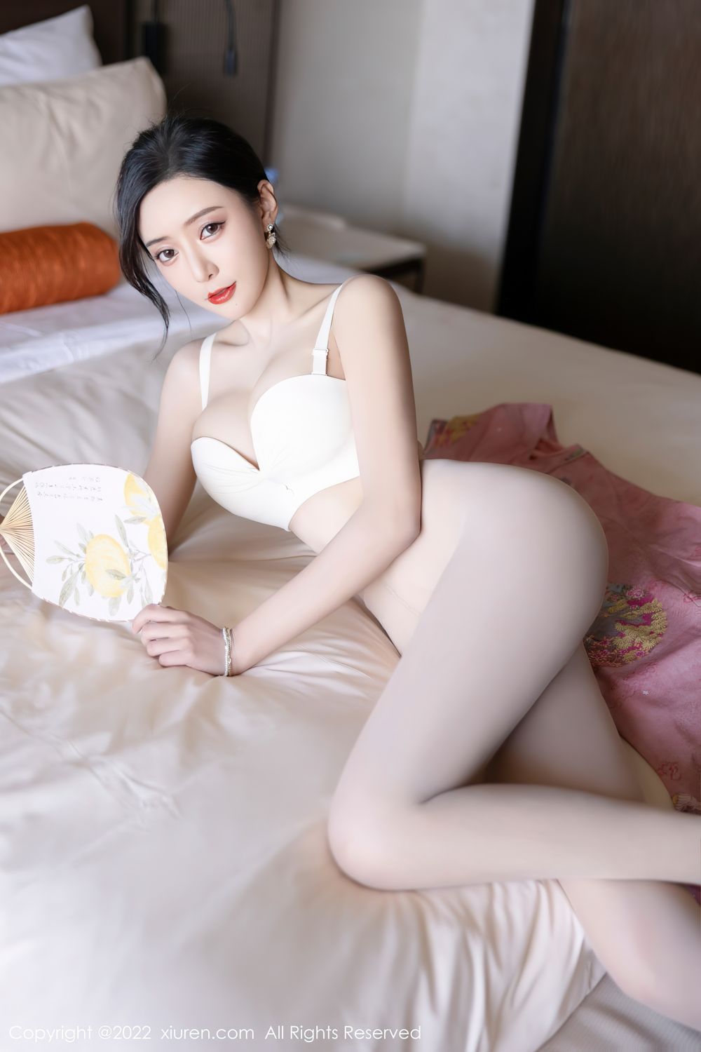[XiuRen]高清写真图 2022.05.13 No.5007 王馨瑶yanni