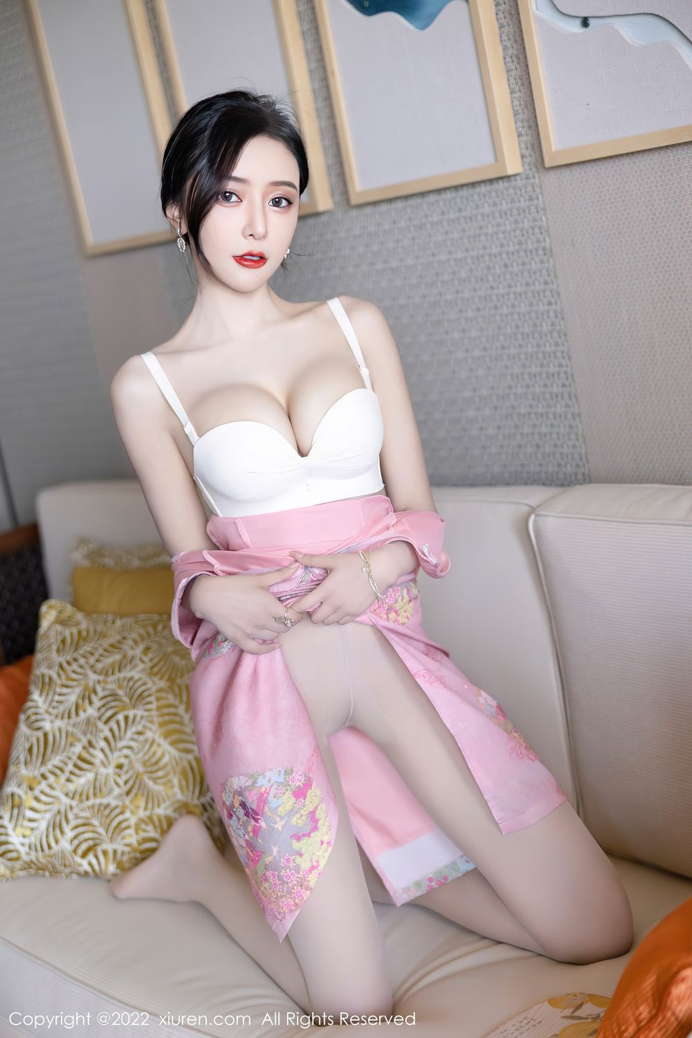 [XiuRen]高清写真图 2022.05.13 No.5007 王馨瑶yanni