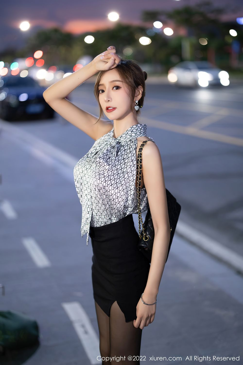 [XiuRen]高清写真图 2022.07.22 No.5325 王馨瑶yanni