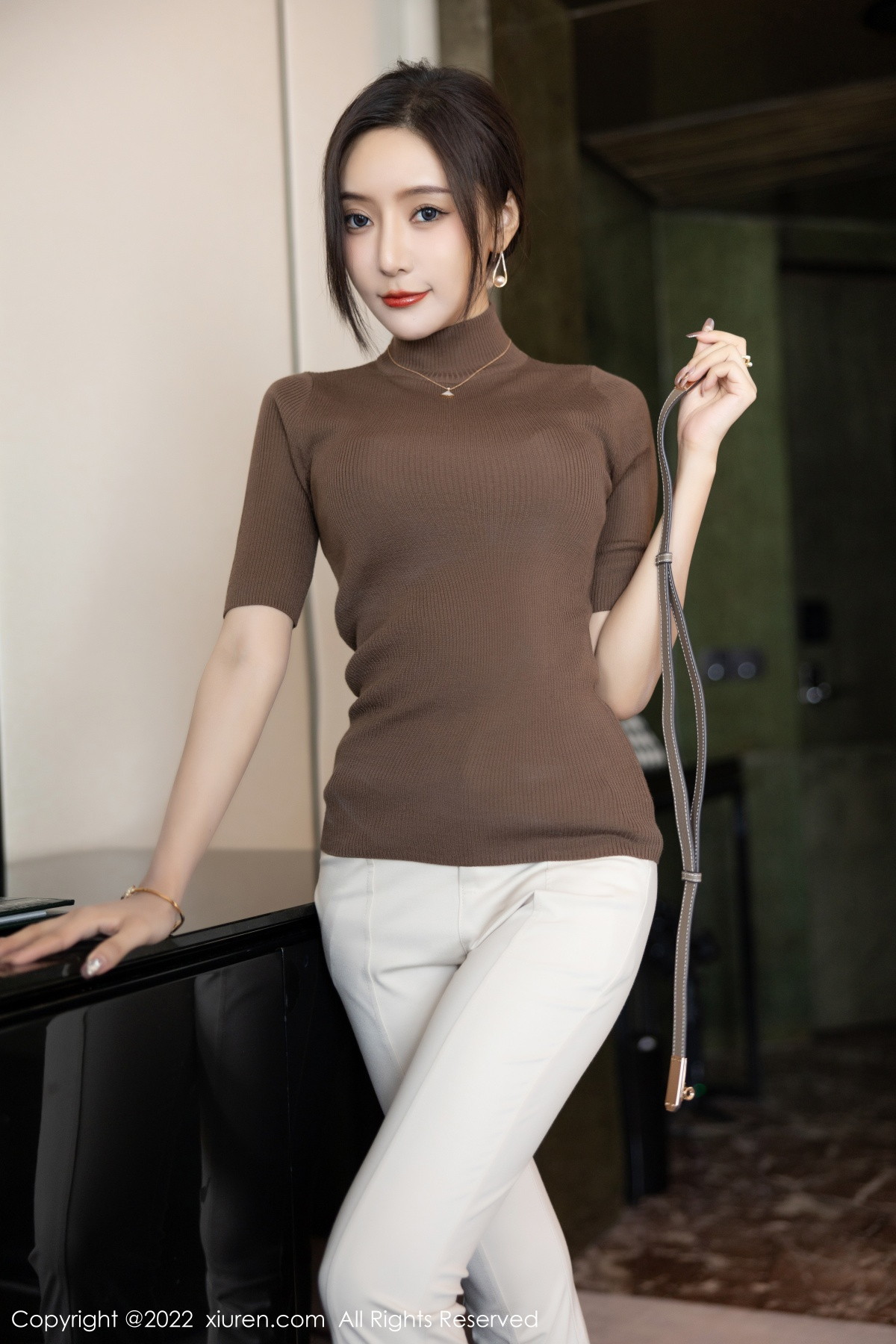 [XiuRen]高清写真图 2022.12.09 No.5978 王馨瑶yanni 时尚美腿