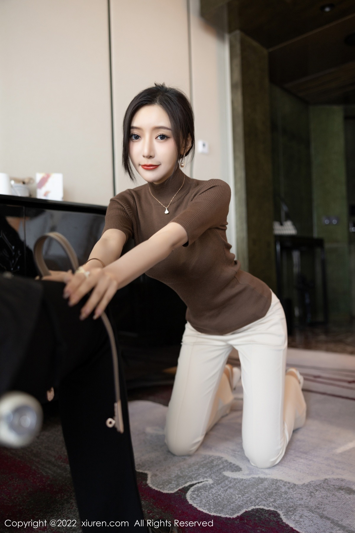 [XiuRen]高清写真图 2022.12.09 No.5978 王馨瑶yanni 时尚美腿