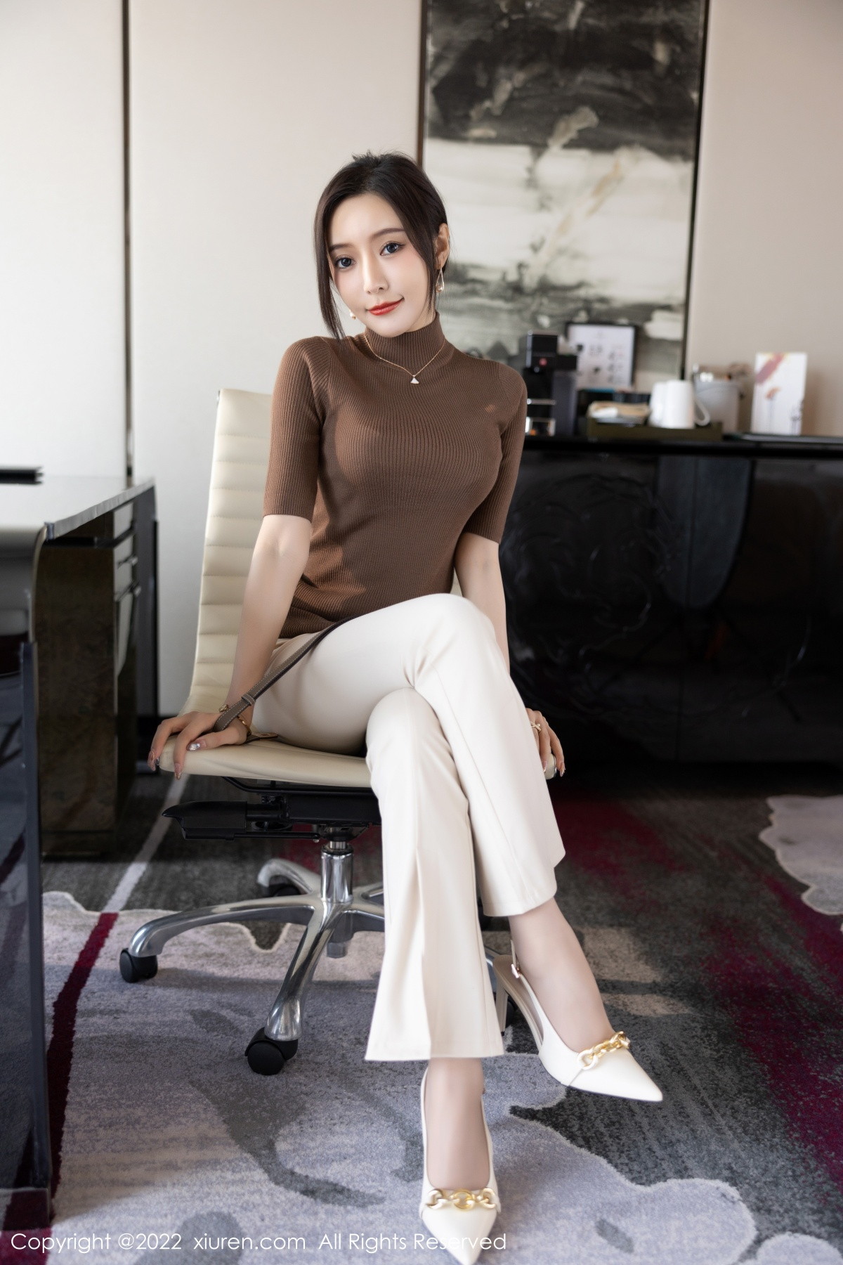 [XiuRen]高清写真图 2022.12.09 No.5978 王馨瑶yanni 时尚美腿