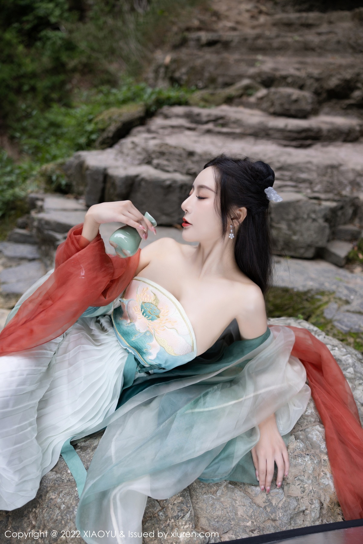 [XIAOYU]高清写真图 2022.10.25 VOL.889 王馨瑶yanni 杭州旅拍