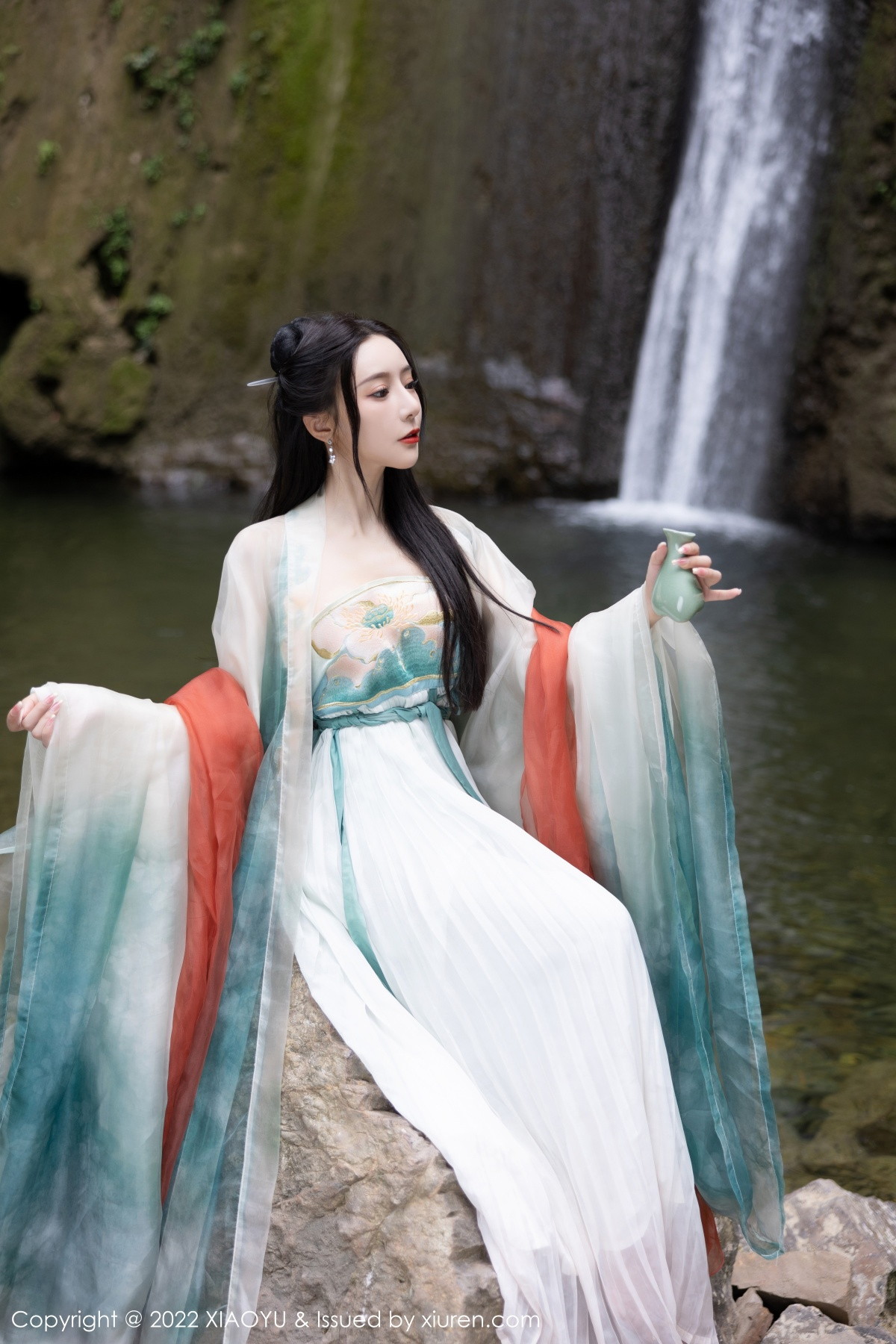 [XIAOYU]高清写真图 2022.10.25 VOL.889 王馨瑶yanni 杭州旅拍