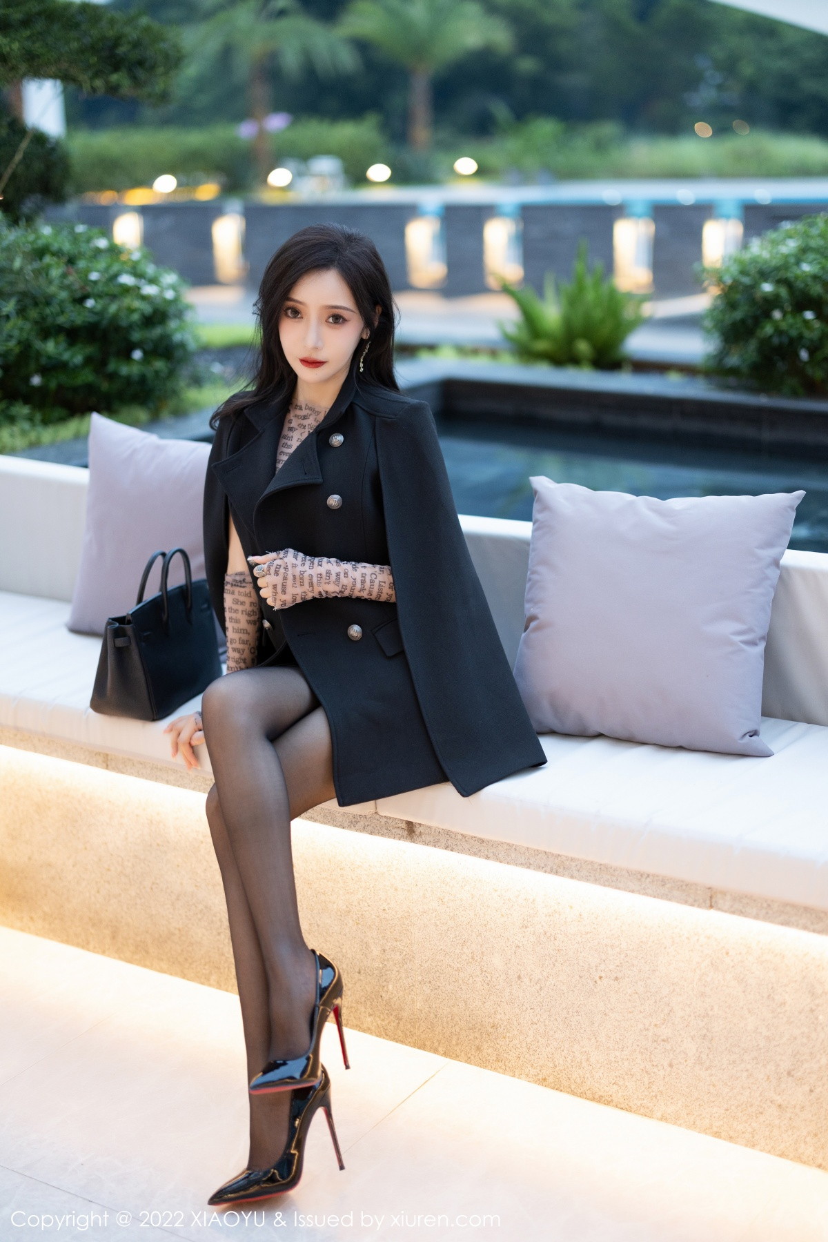 [XIAOYU]高清写真图 2022.12.01 VOL.916 王馨瑶yanni 黑丝美腿