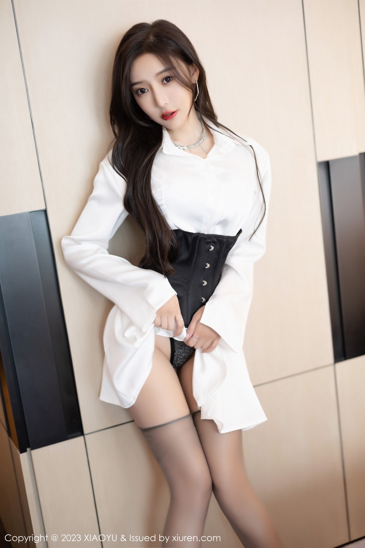 [XIAOYU]高清写真图 2023.03.21 VOL.990 王馨瑶yanni 丝袜美腿