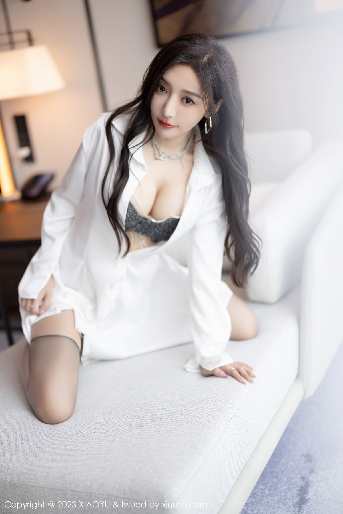 [XIAOYU]高清写真图 2023.03.21 VOL.990 王馨瑶yanni 丝袜美腿