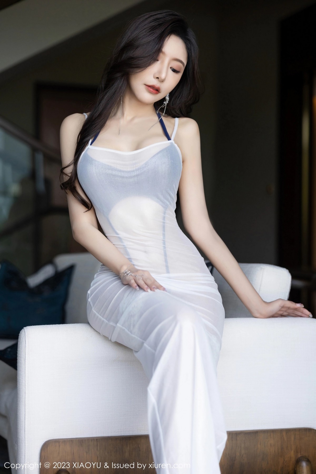 [XIAOYU]高清写真图 2023.06.19 VOL.1052 王馨瑶yanni 长裙美腿