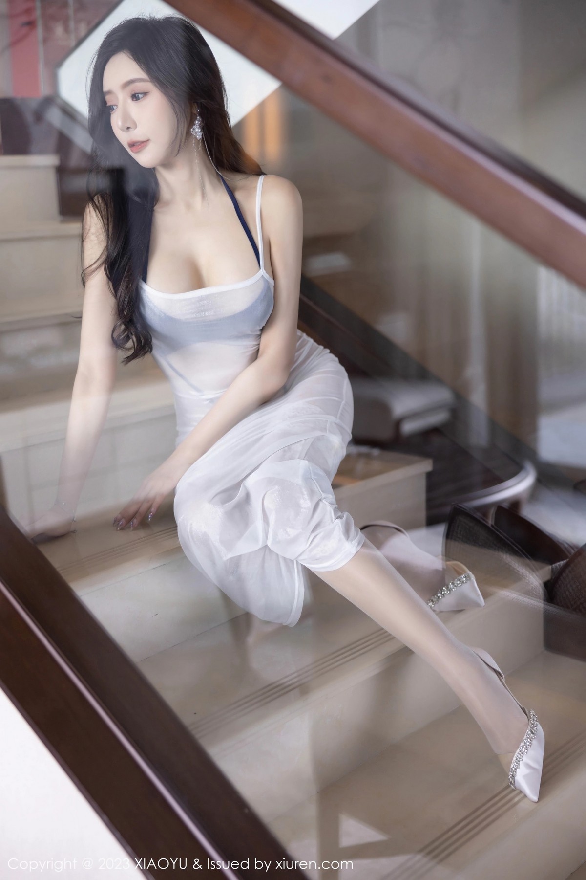 [XIAOYU]高清写真图 2023.06.19 VOL.1052 王馨瑶yanni 长裙美腿