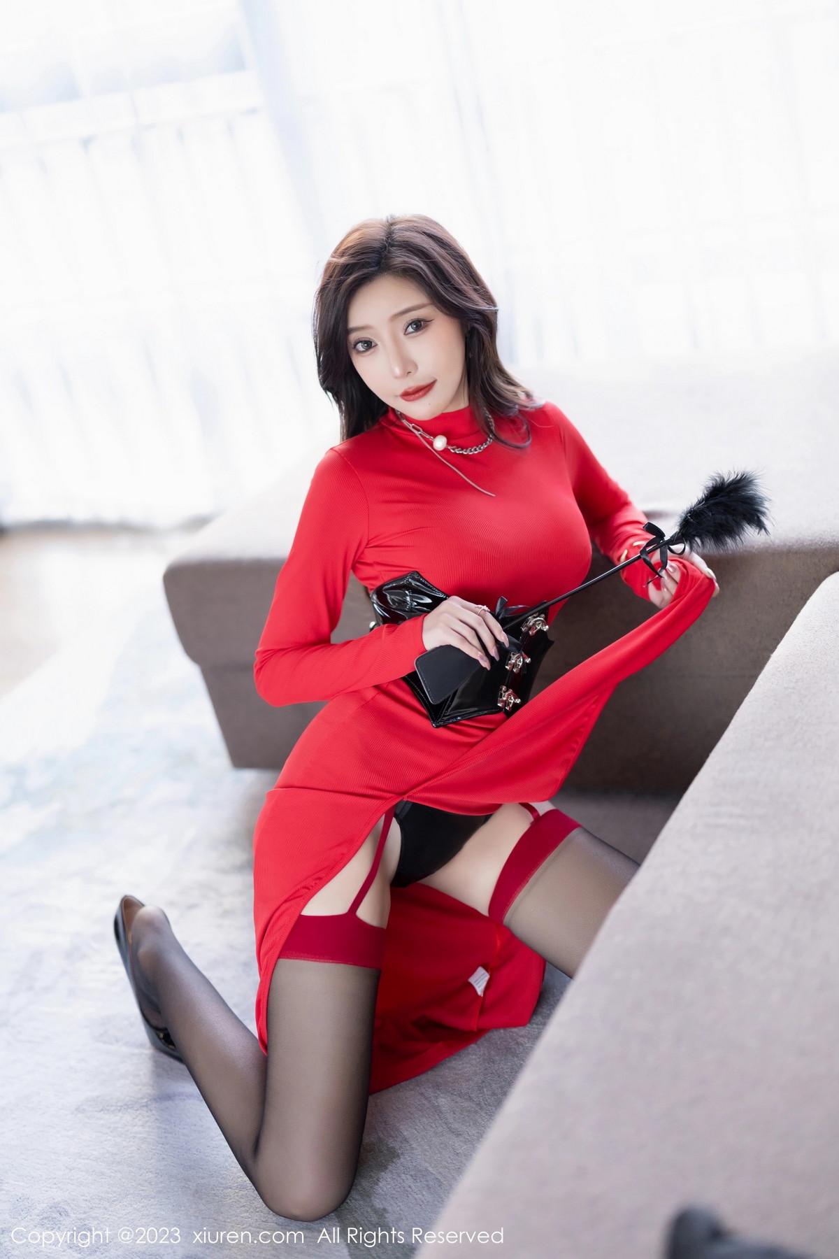 [XiuRen]高清写真图 2023.08.04 No.7190 王馨瑶yanni 黑丝美腿