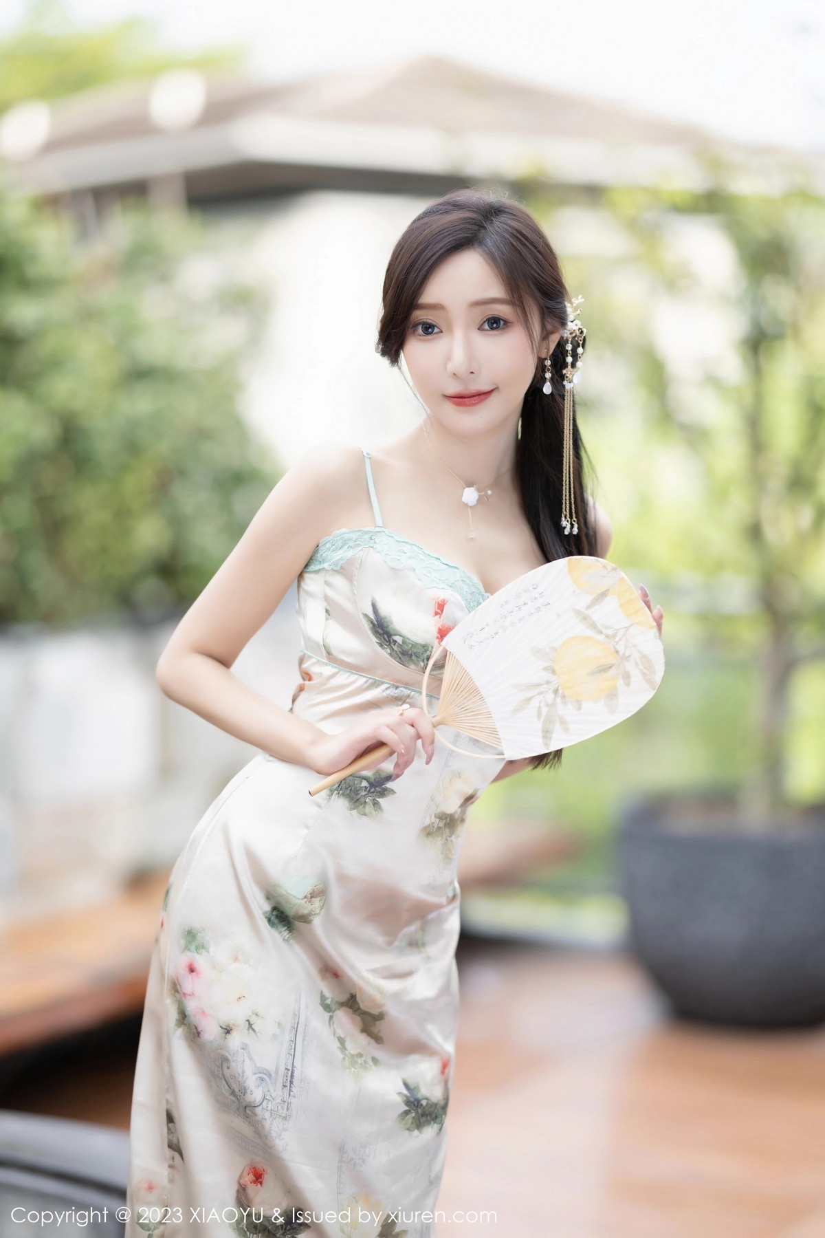 [XIAOYU]高清写真图 2023.08.22 VOL.1097 王馨瑶yanni 长裙美腿