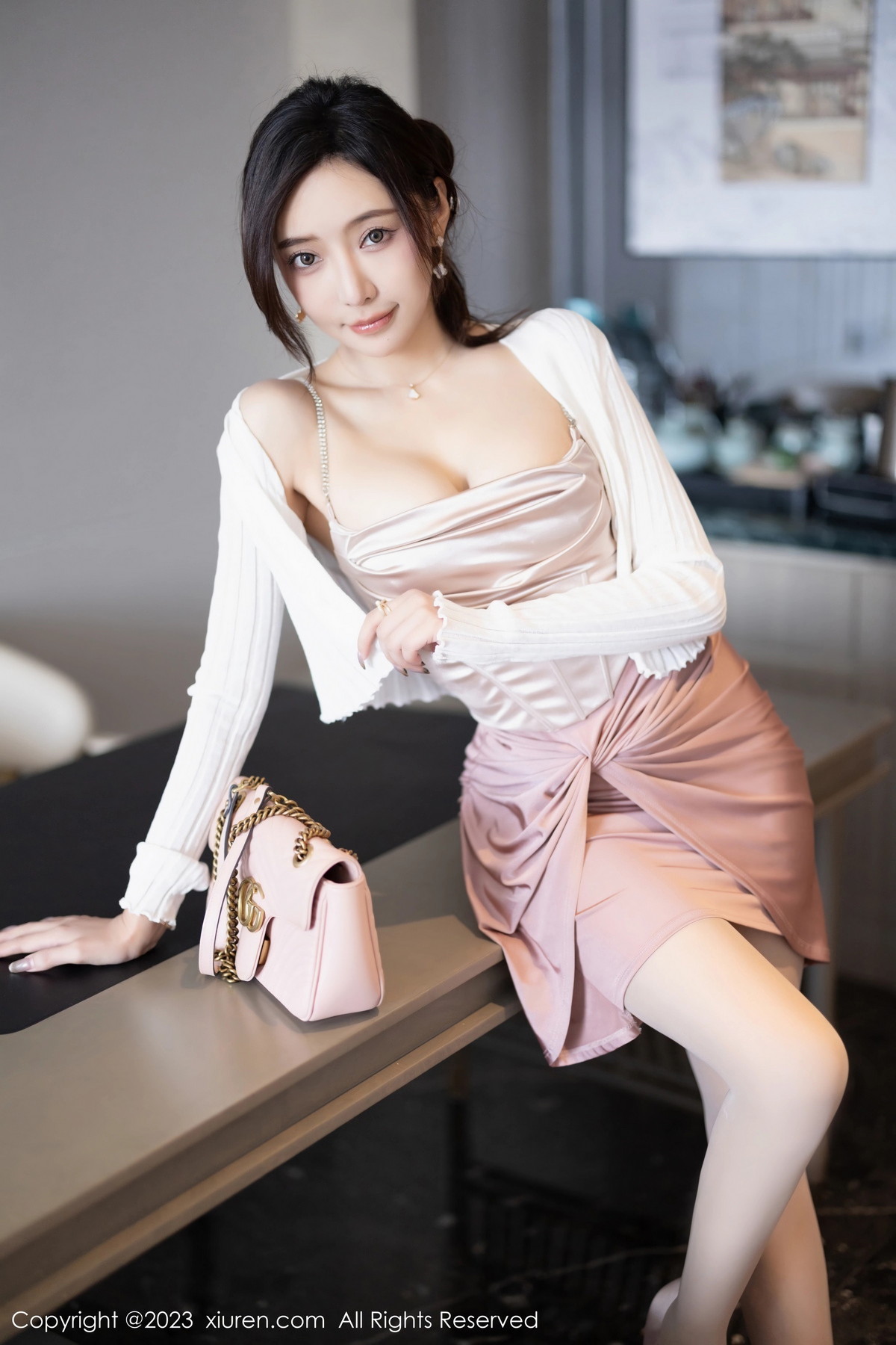 [XiuRen]高清写真图 2023.11.09 No.7640 王馨瑶yanni 时尚美腿