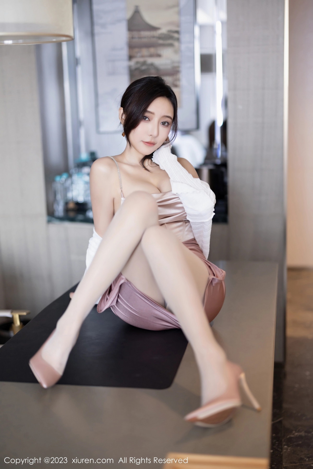 [XiuRen]高清写真图 2023.11.09 No.7640 王馨瑶yanni 时尚美腿