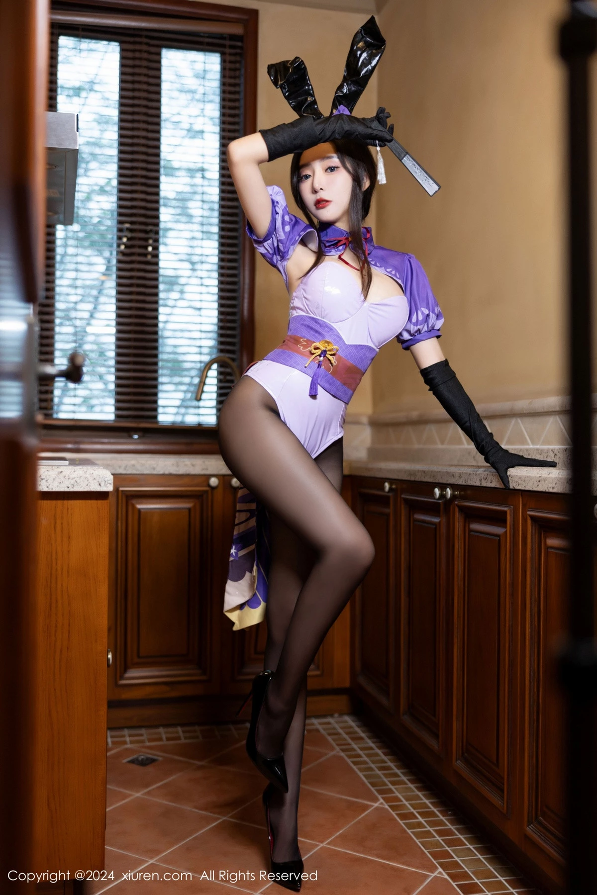 [XiuRen]高清写真图 2024.05.17 No.8562 王馨瑶yanni 黑丝美腿
