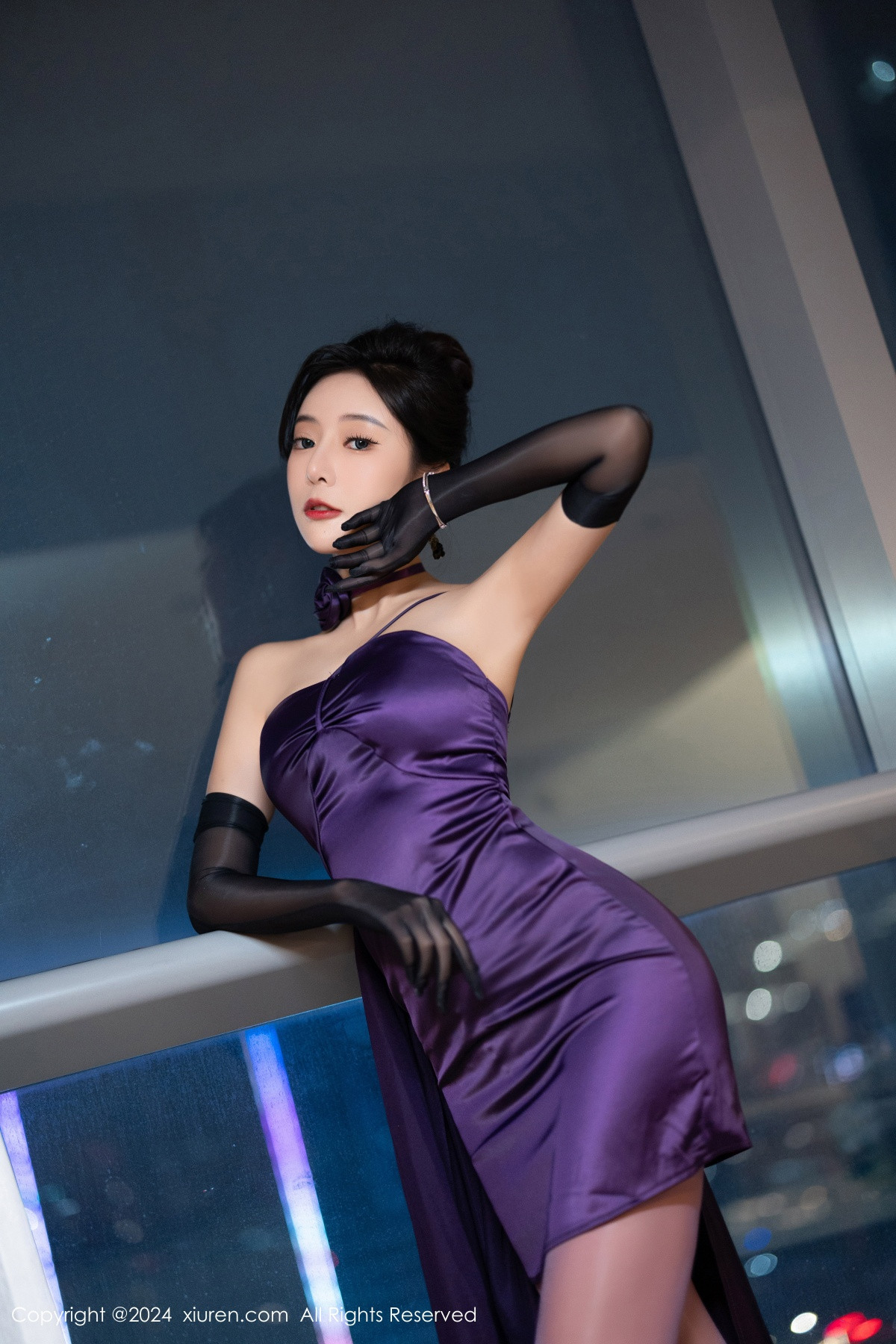[XiuRen]高清写真图 2024.06.13 No.8698 王馨瑶yanni 丝袜美腿