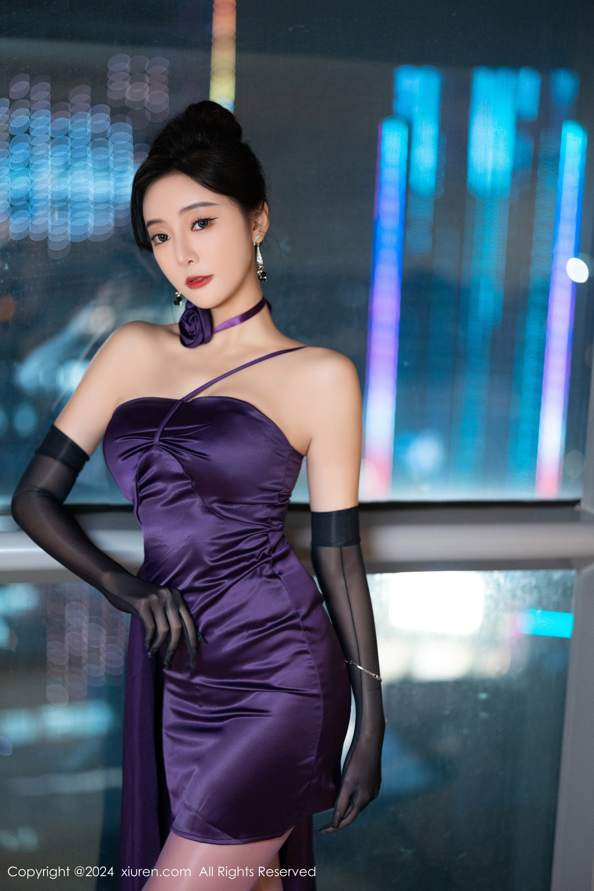 [XiuRen]高清写真图 2024.06.13 No.8698 王馨瑶yanni 丝袜美腿
