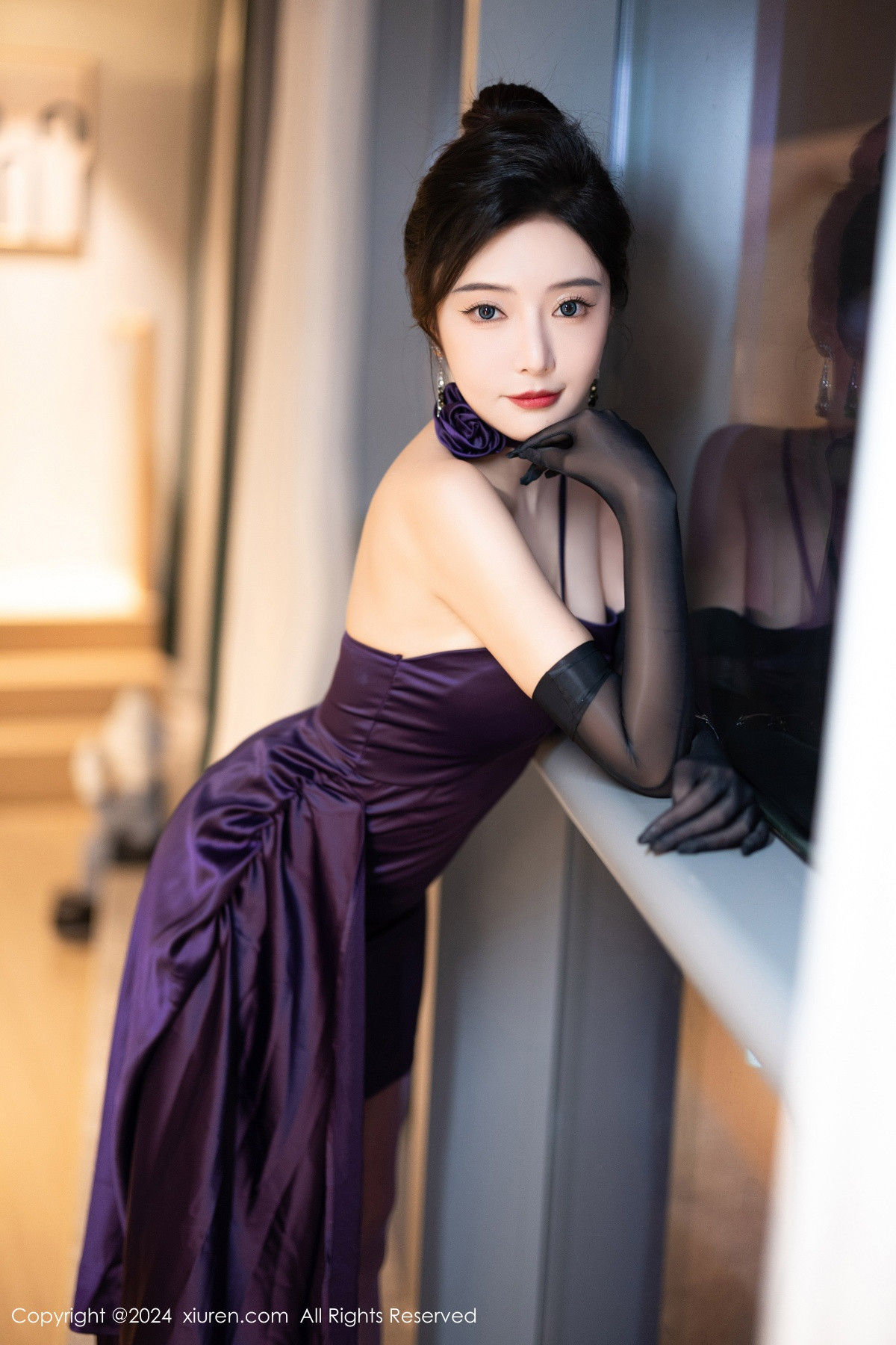 [XiuRen]高清写真图 2024.06.13 No.8698 王馨瑶yanni 丝袜美腿