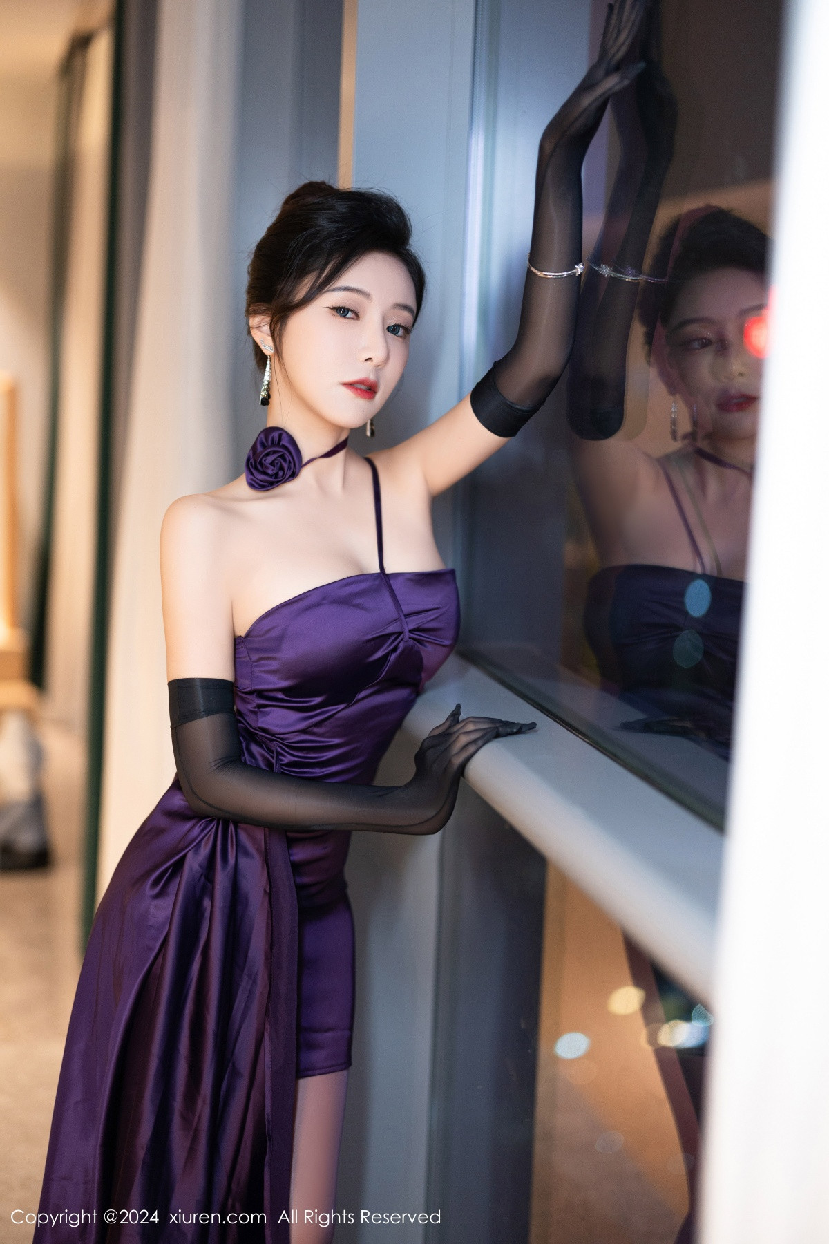 [XiuRen]高清写真图 2024.06.13 No.8698 王馨瑶yanni 丝袜美腿