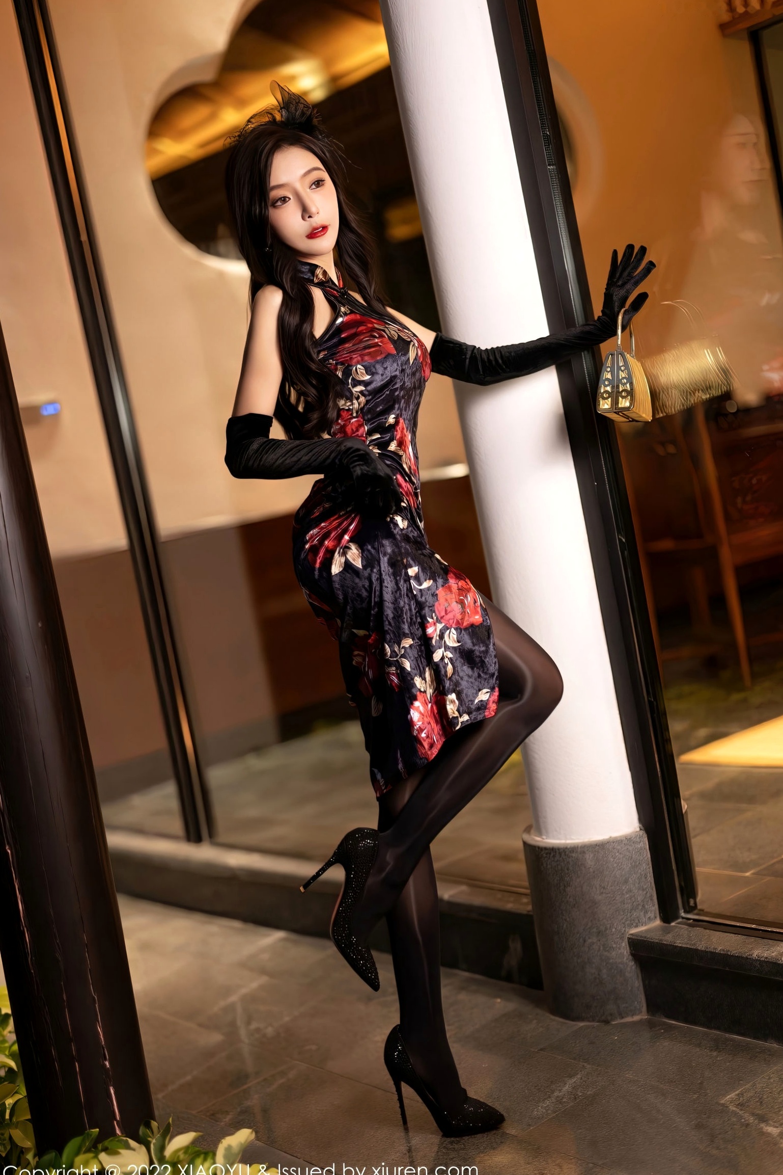 Gallery - XiaoYu语画界 - Painting World -909-王馨瑶Yanni-复古旗袍名伶私房写真-极致黑丝诱惑-大尺度视觉盛宴语画界 - Painting World 性感旗袍黑丝私房照诱惑 王馨瑶女神私房照_秀色女神 - image 1